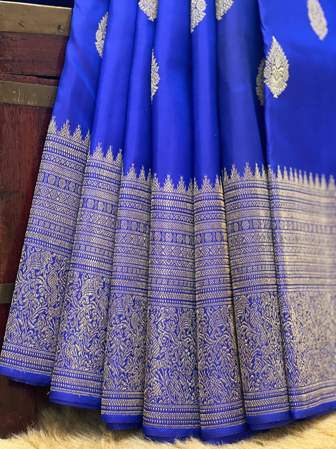 Royal Blue Colour Golden Zari Weaved Kanchipuram Saree | AK107