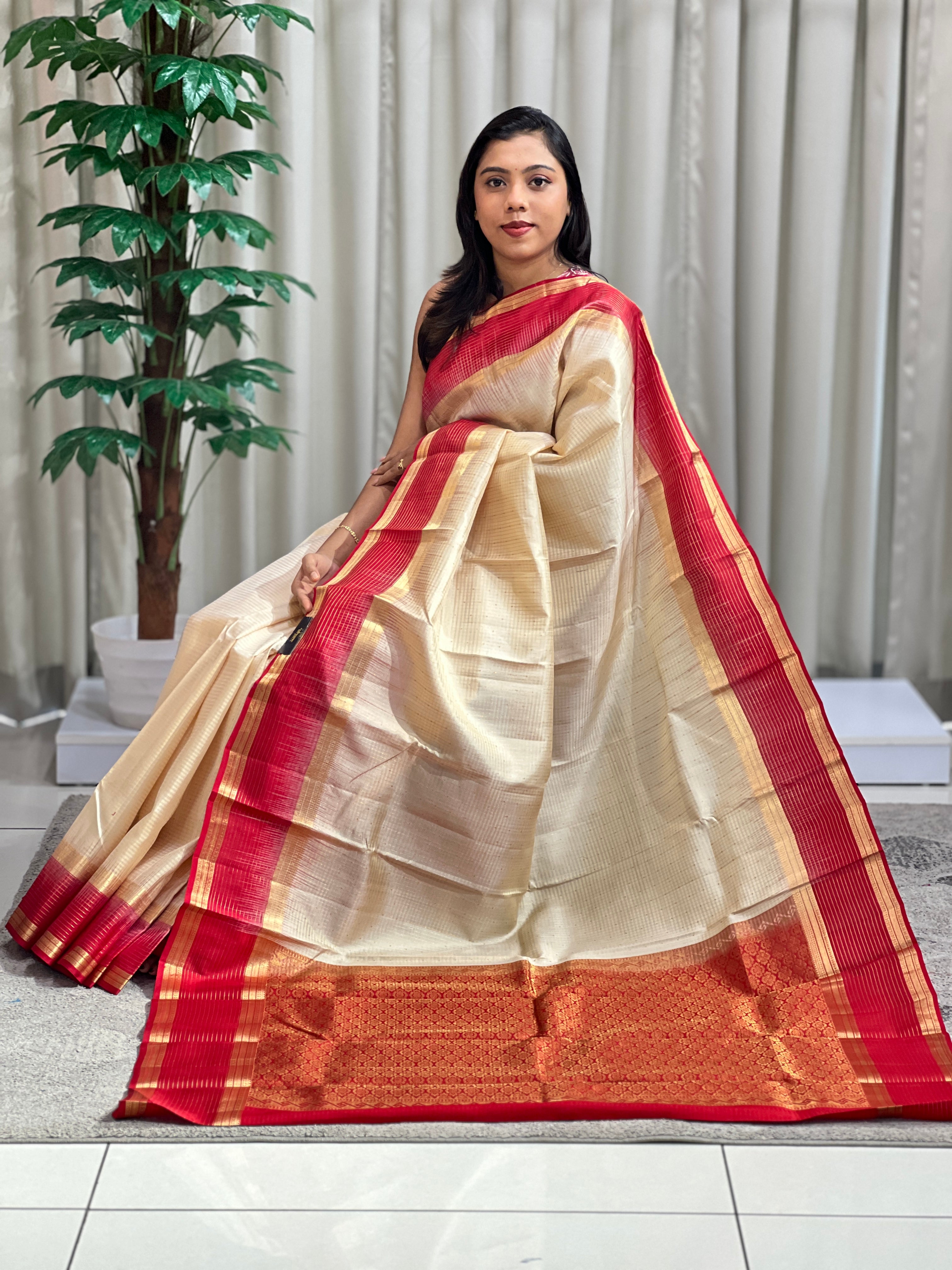 Traditional Temple Border Pattern Soft Silk Saree | SMT114