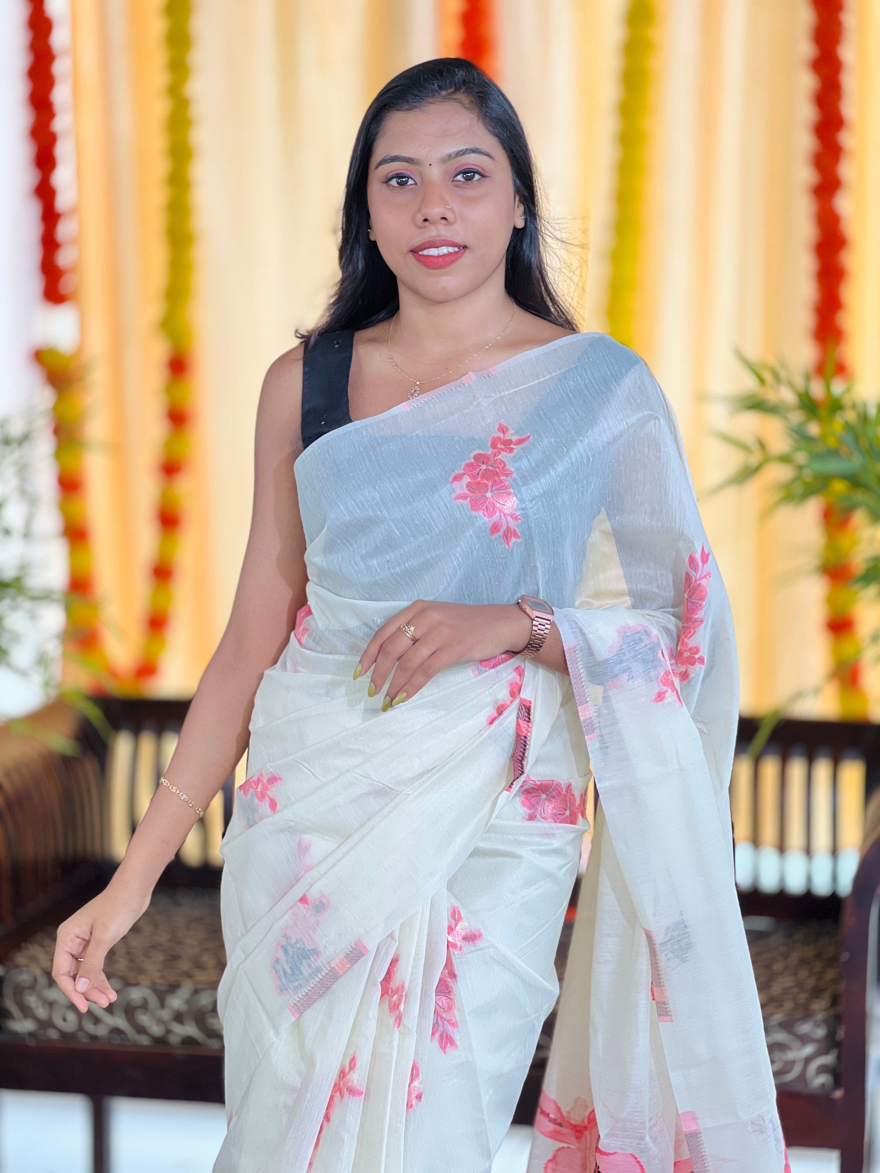 Floral Weaving With Zari Detailed Traditional Jamdani Saree | KAC206