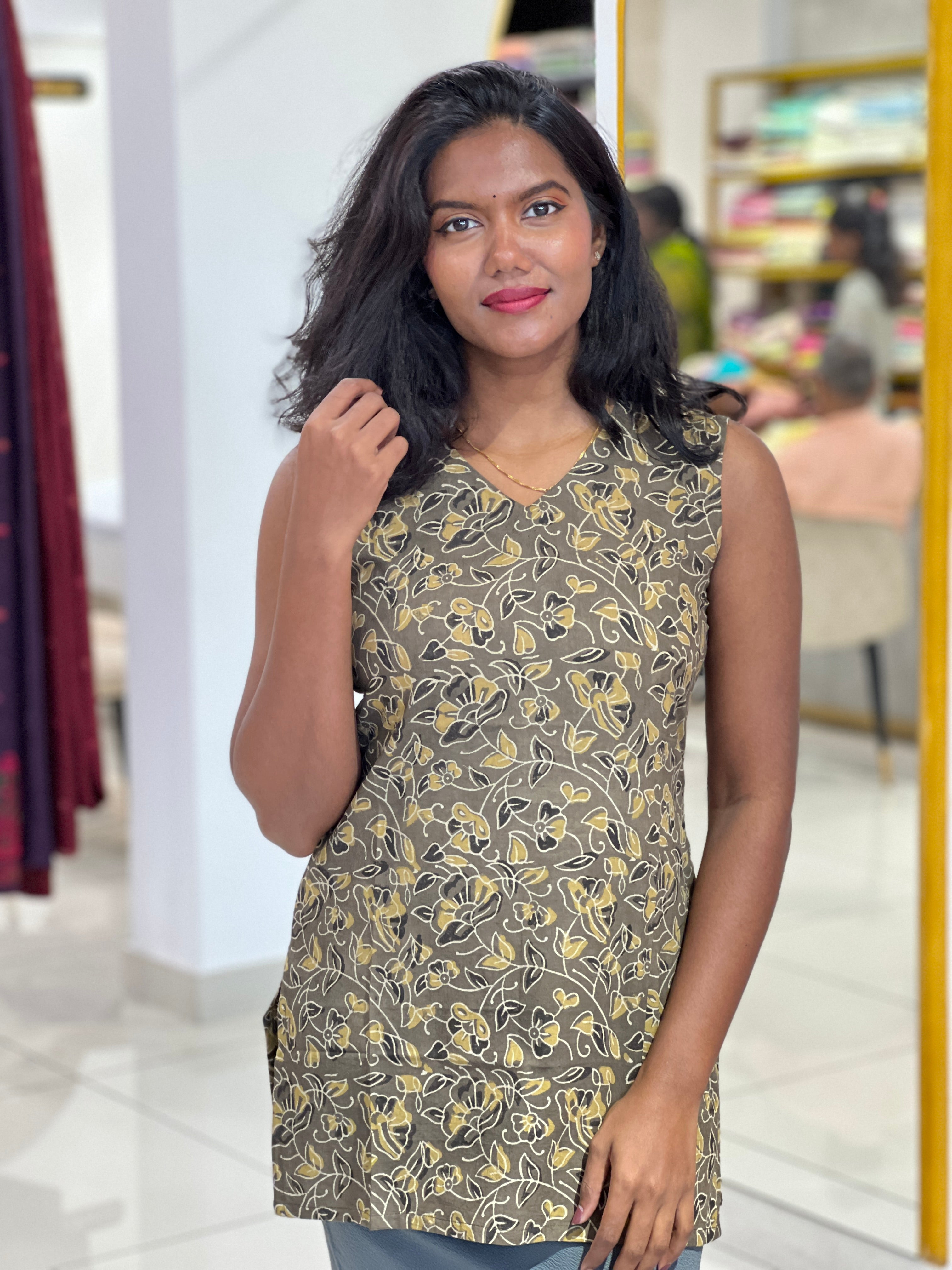 Print Detailed Cotton Short Kurta | DNT942