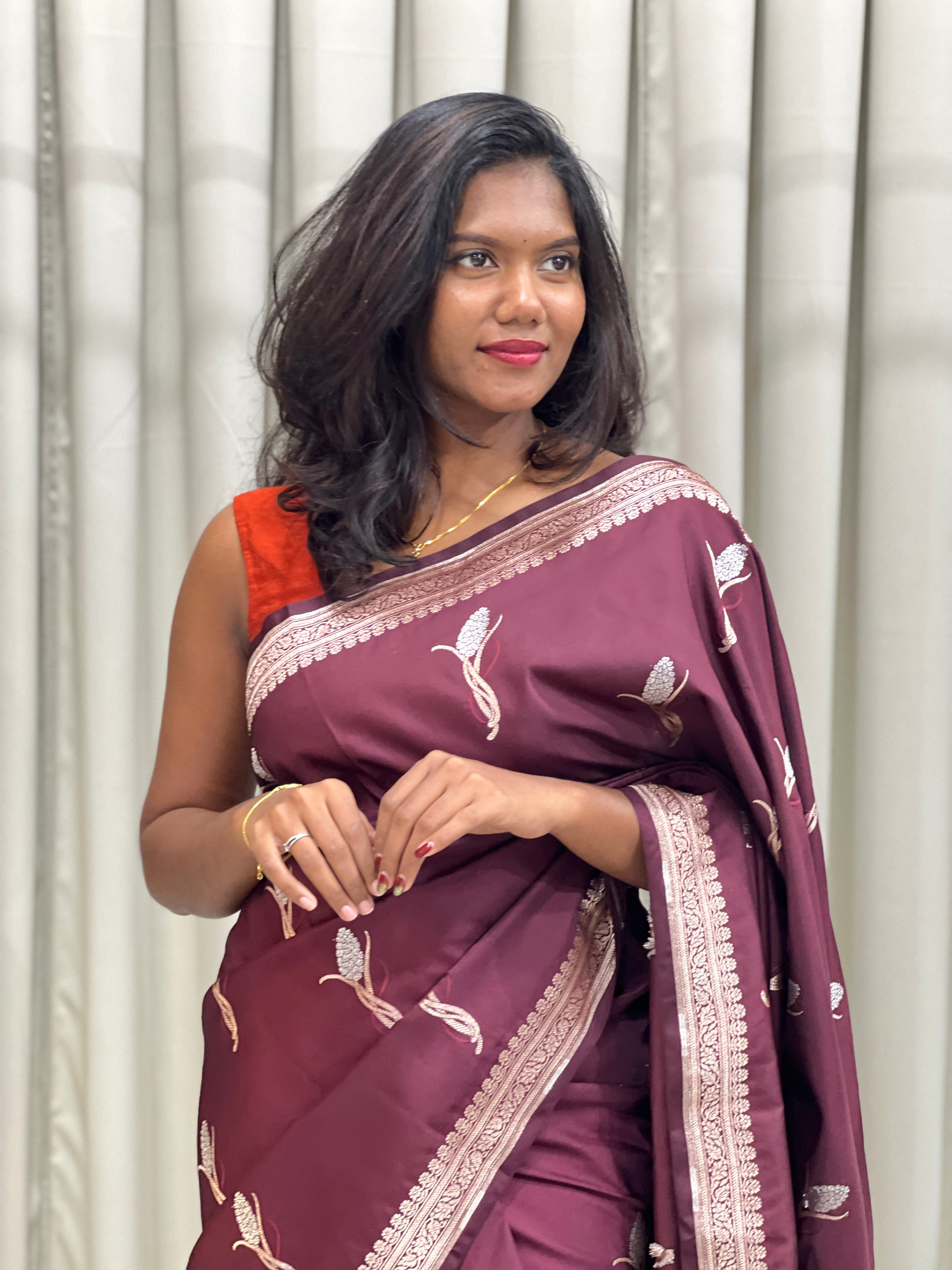 Leaf Motif Pattern Semi Kathan Silk Saree | MB181