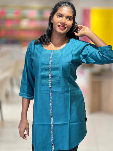 Embroidery Detailing Rayon Finish Kurta | YAS161