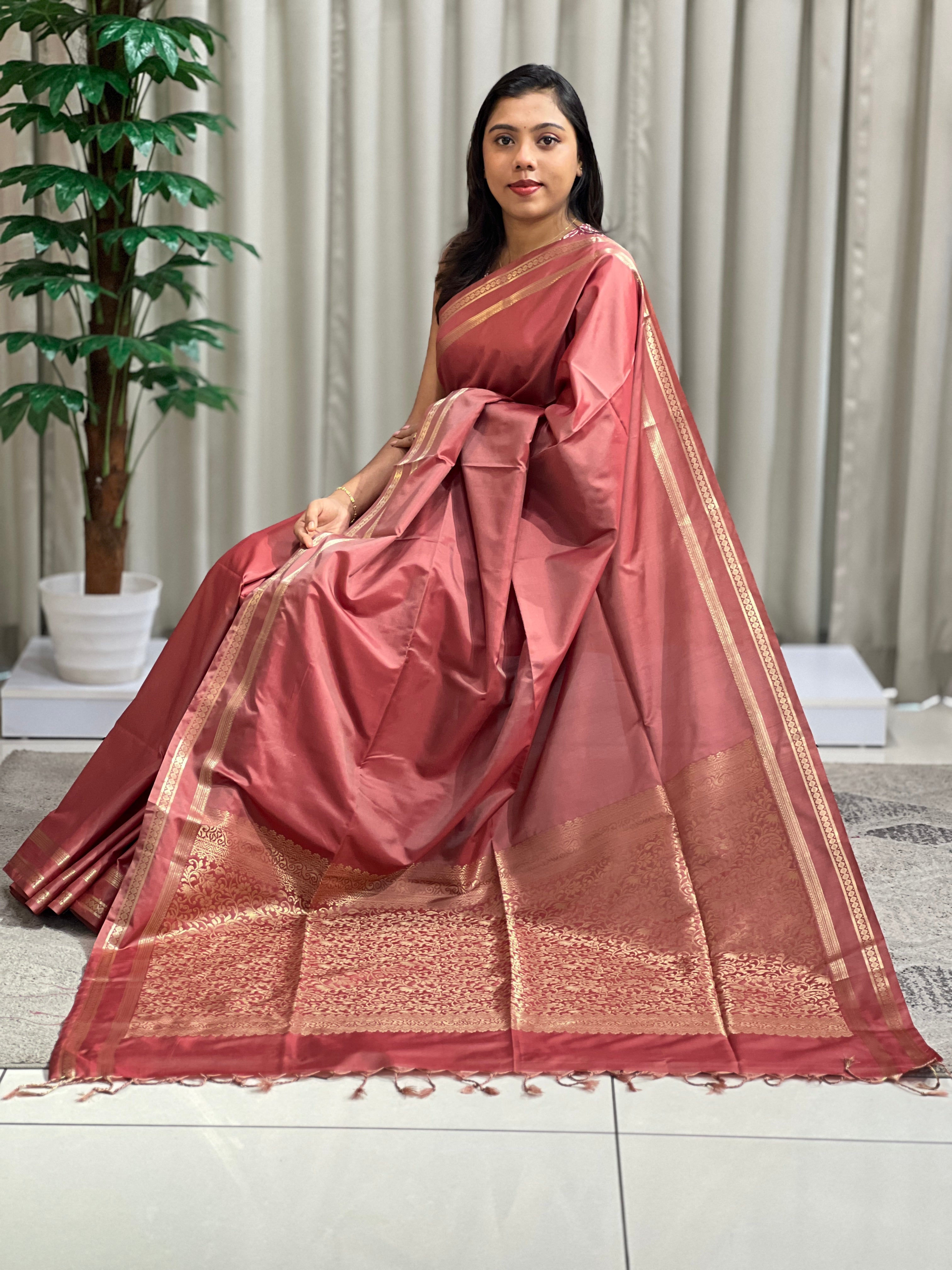 Rettapet Border Pattern Semi Silk Saree | LPR138