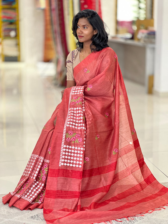 Floral & Geometric Embroidered Bhagalpuri Linen Saree | NHH441