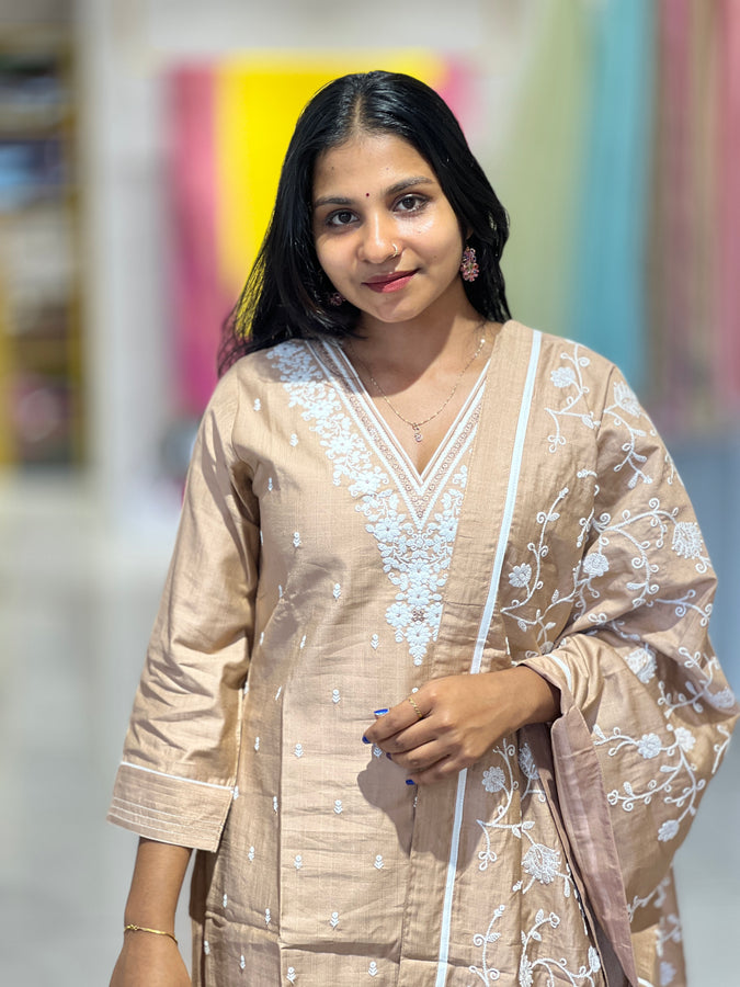 Floral Embroidery Semi Silk Kurta Set | YAS164