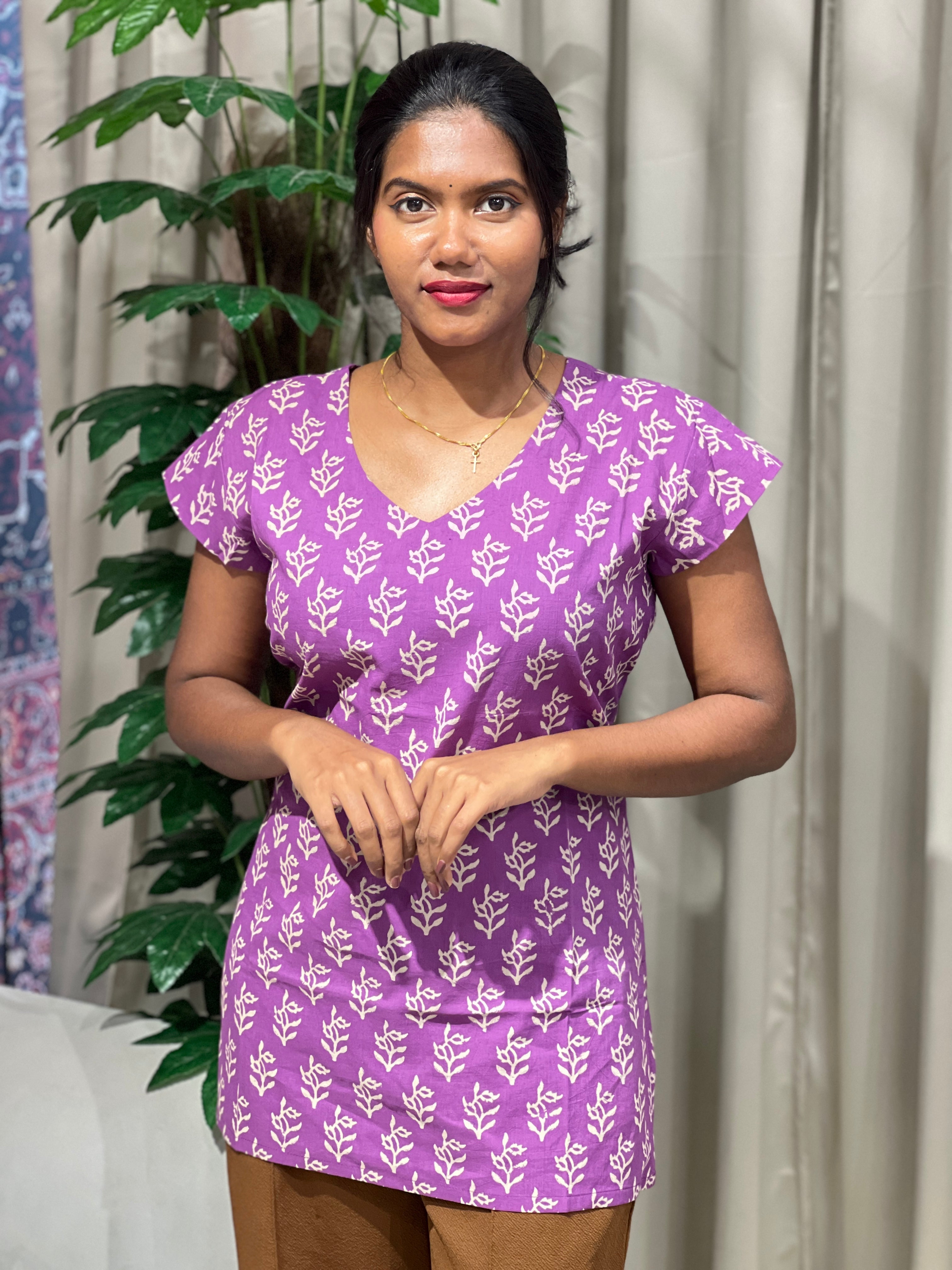 Print Detailed Cotton Short Kurta | DNT912