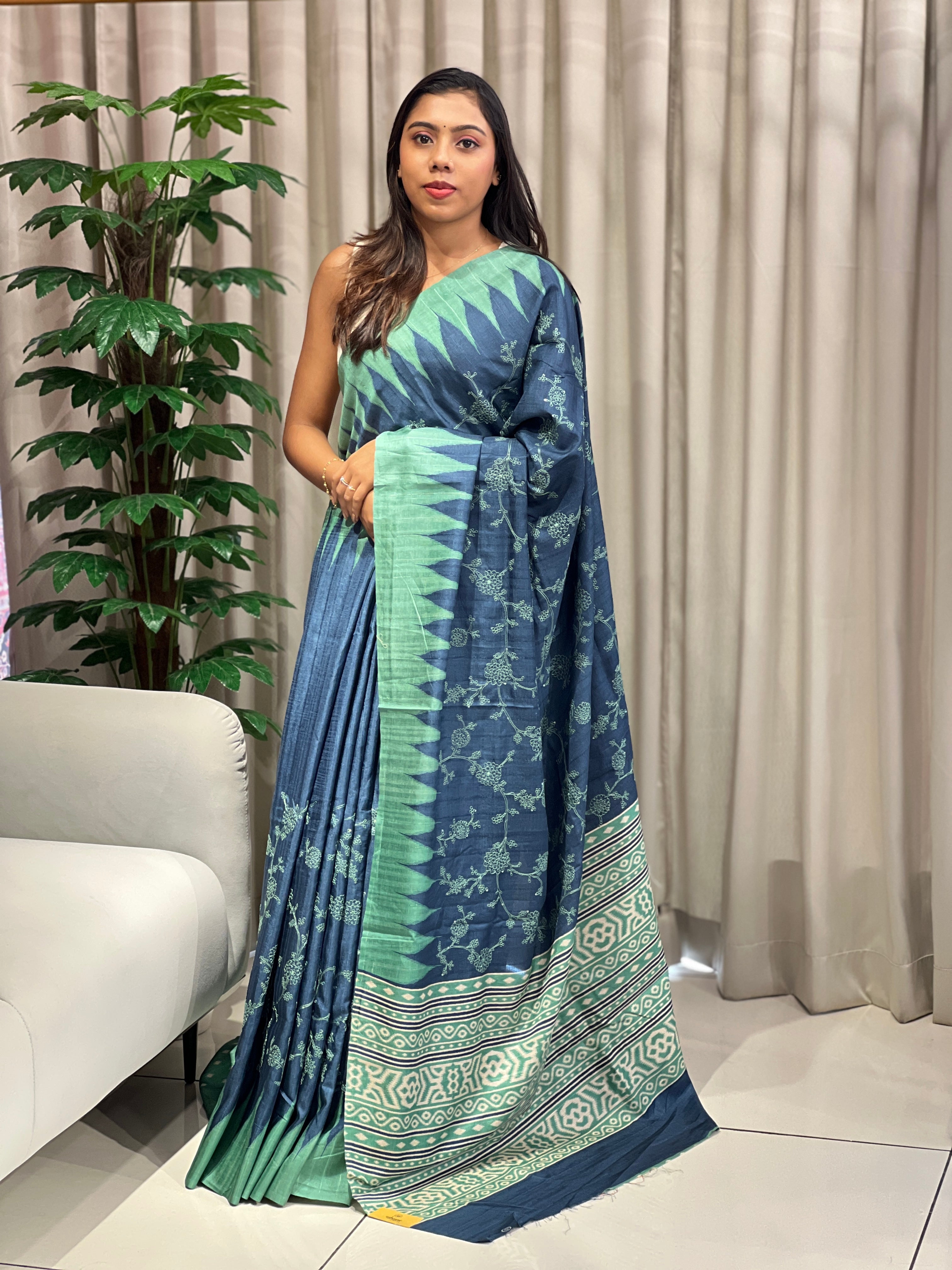 Jaal Patterned Embroidered Semi Tussar Saree | SSN453