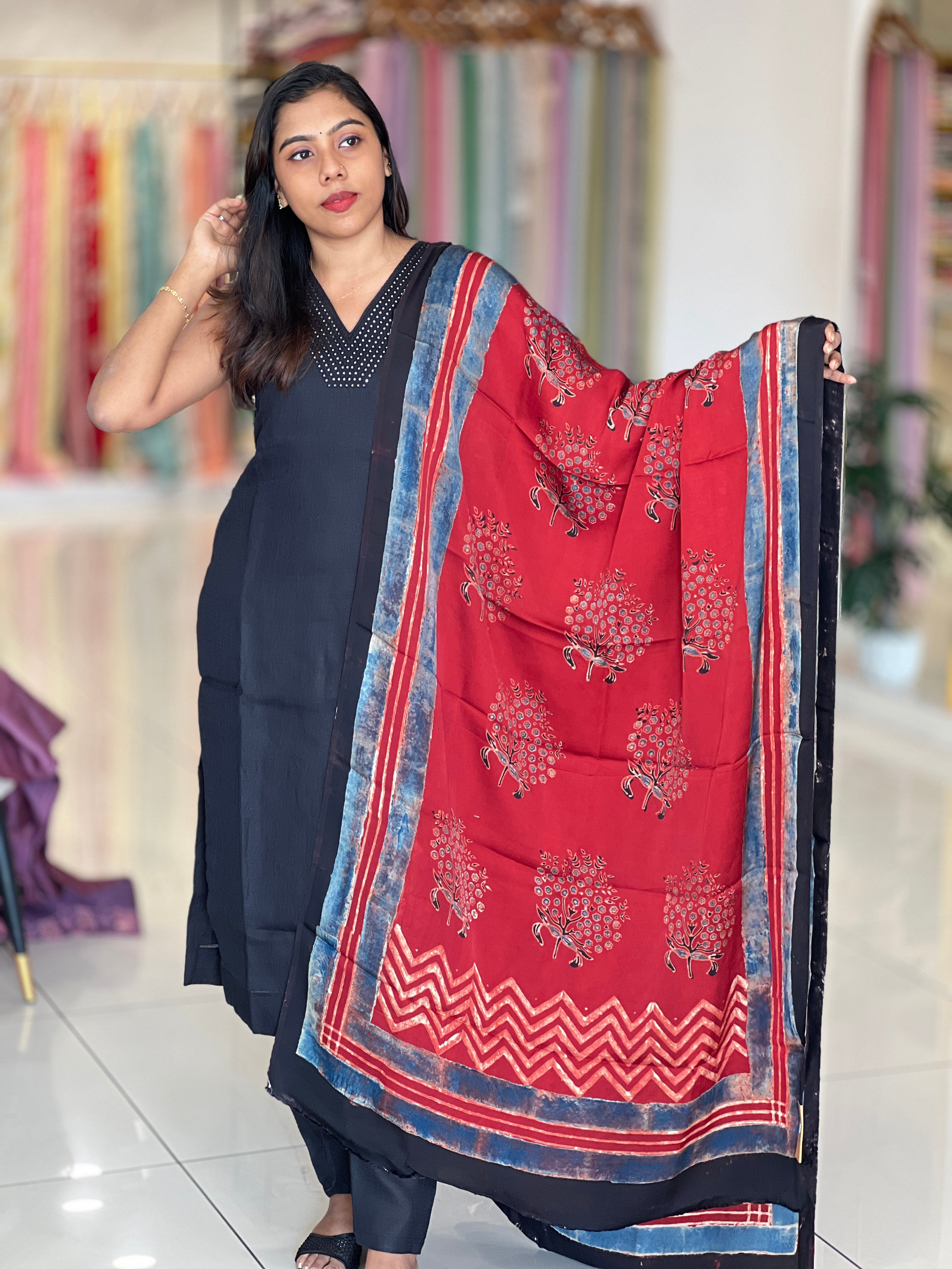 Printed Modal Duppatta | VFC618