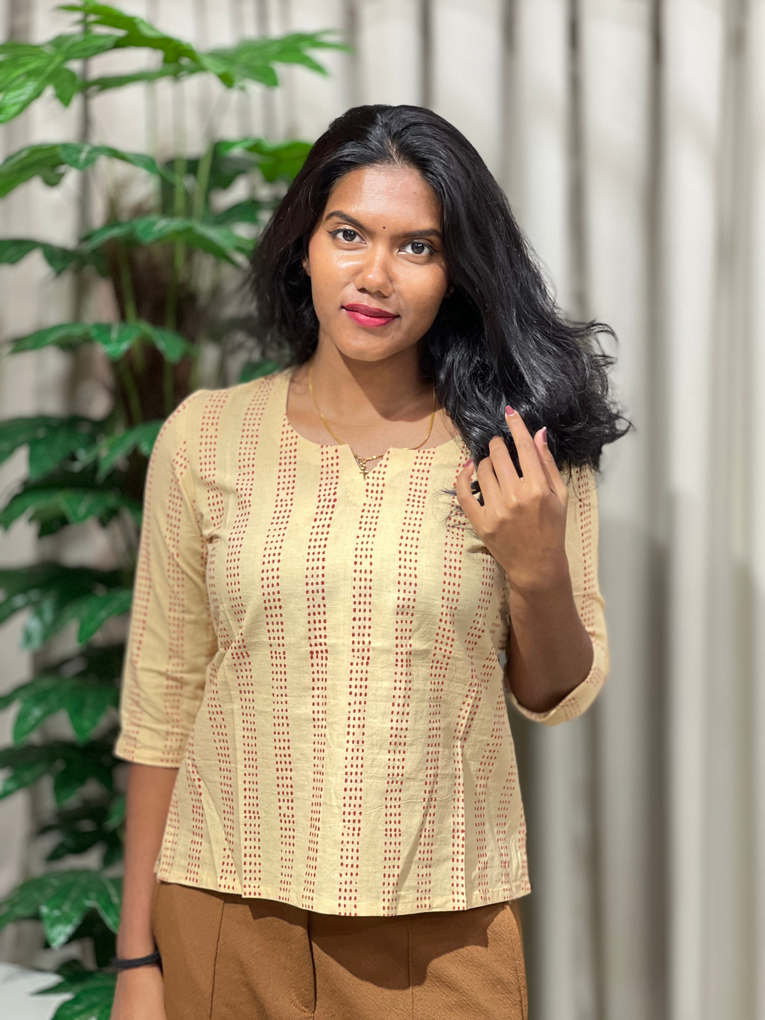 Stripes Dotted Pattern Cotton Short Kurta | DNT918