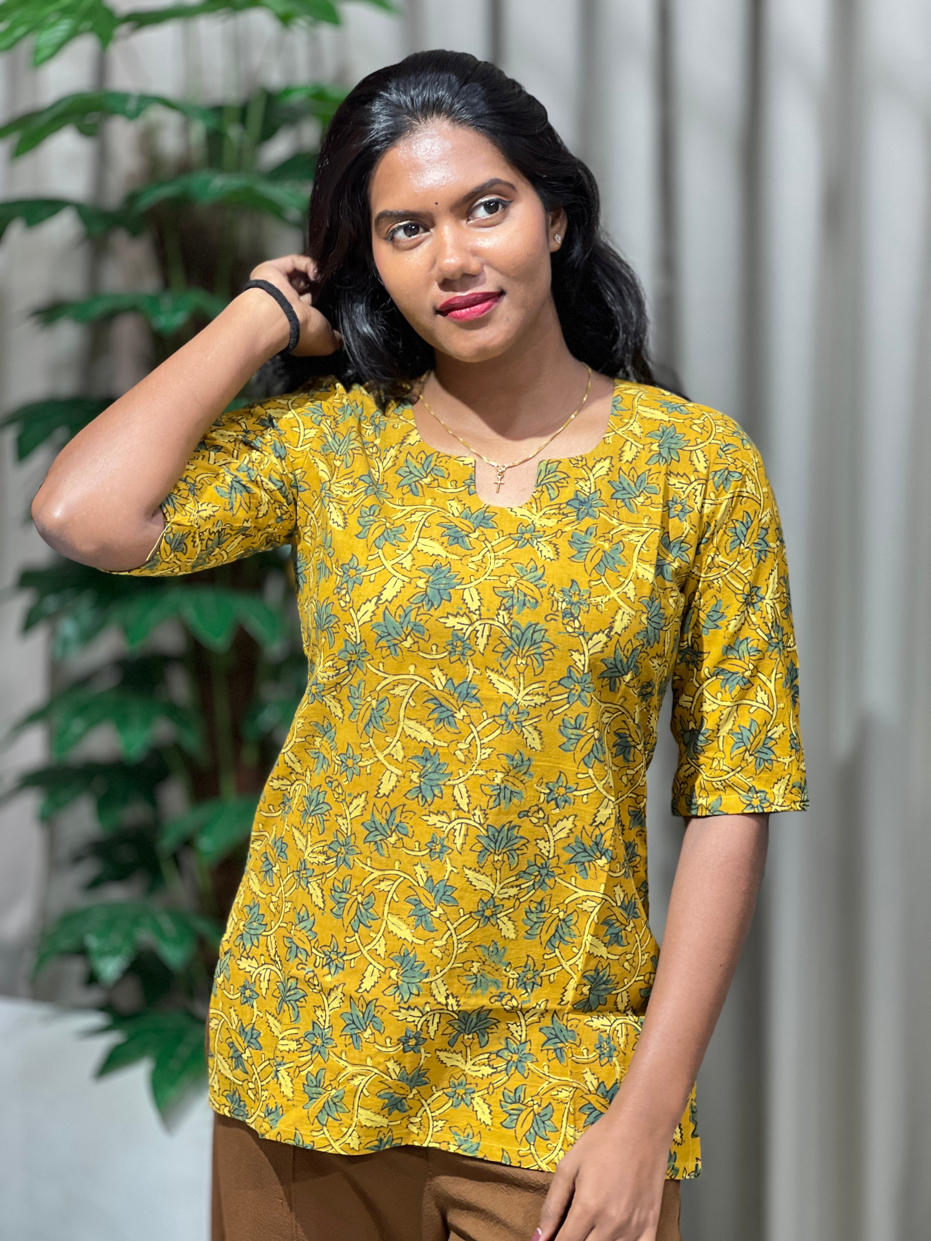 Print Detailed Cotton Short Kurta | DNT919