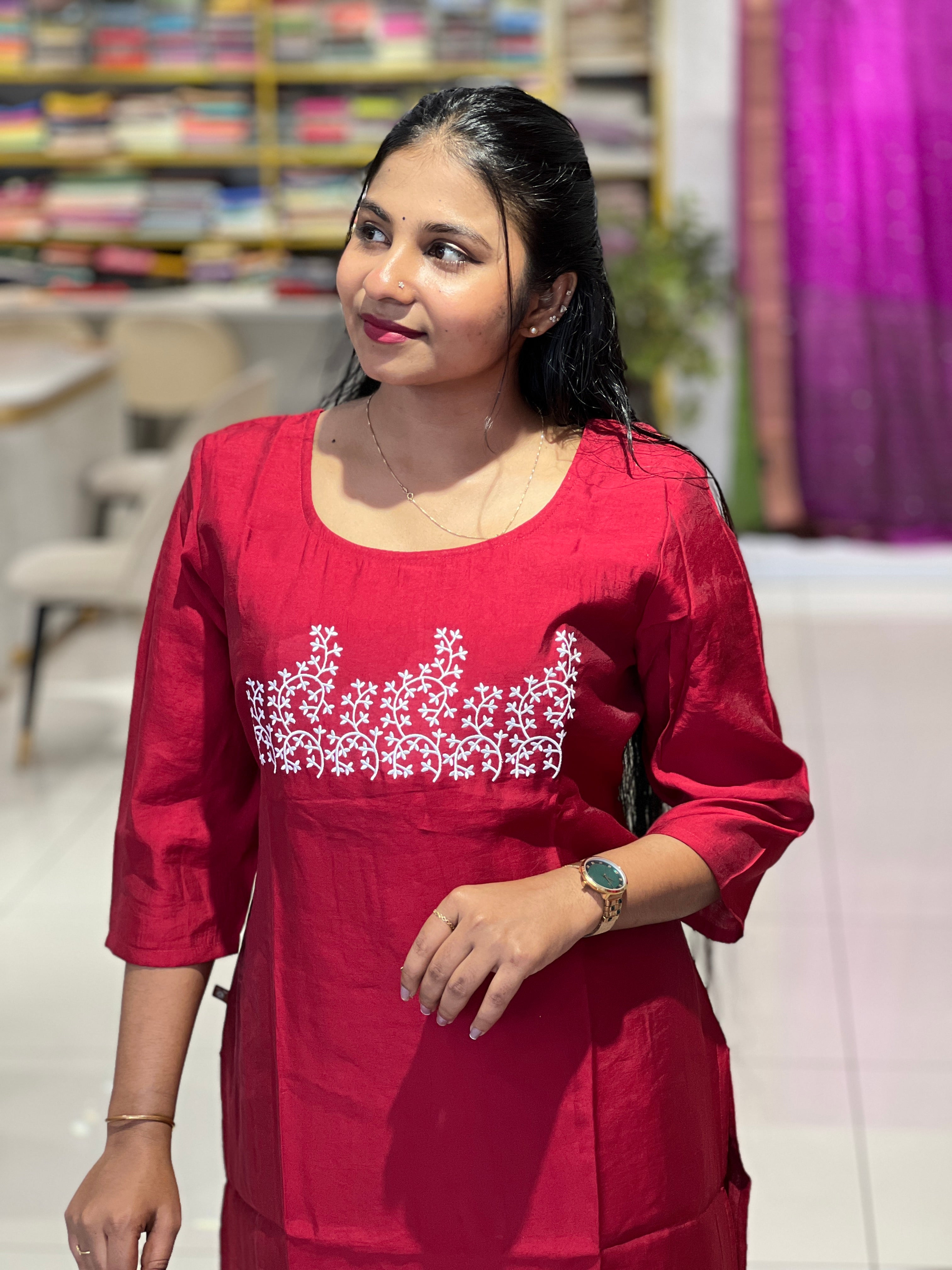 White Thread Embroidered Poly Viscose Kurta | VSI107