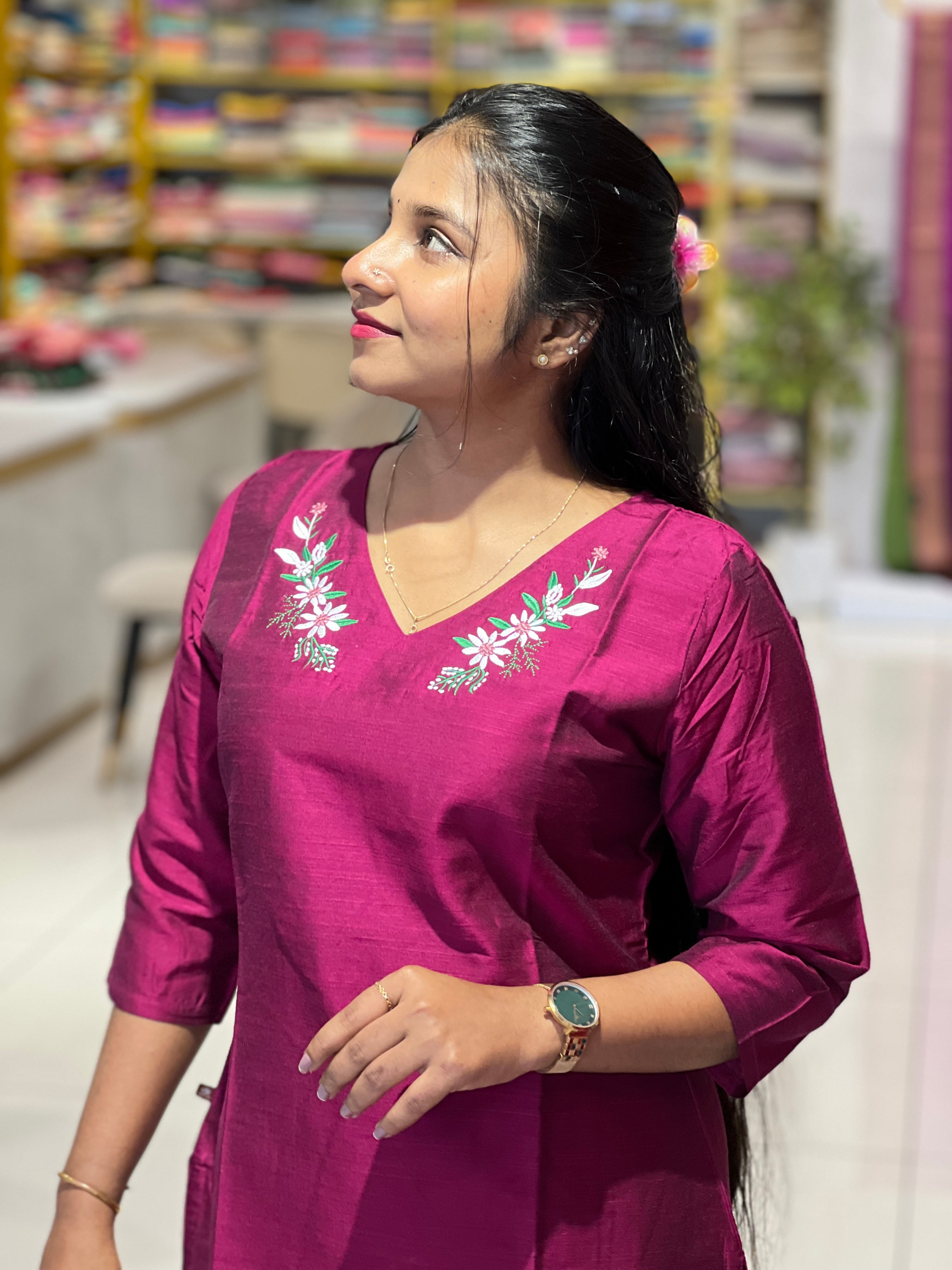 Floral Embroidered Poly Viscose Kurta | VSI105