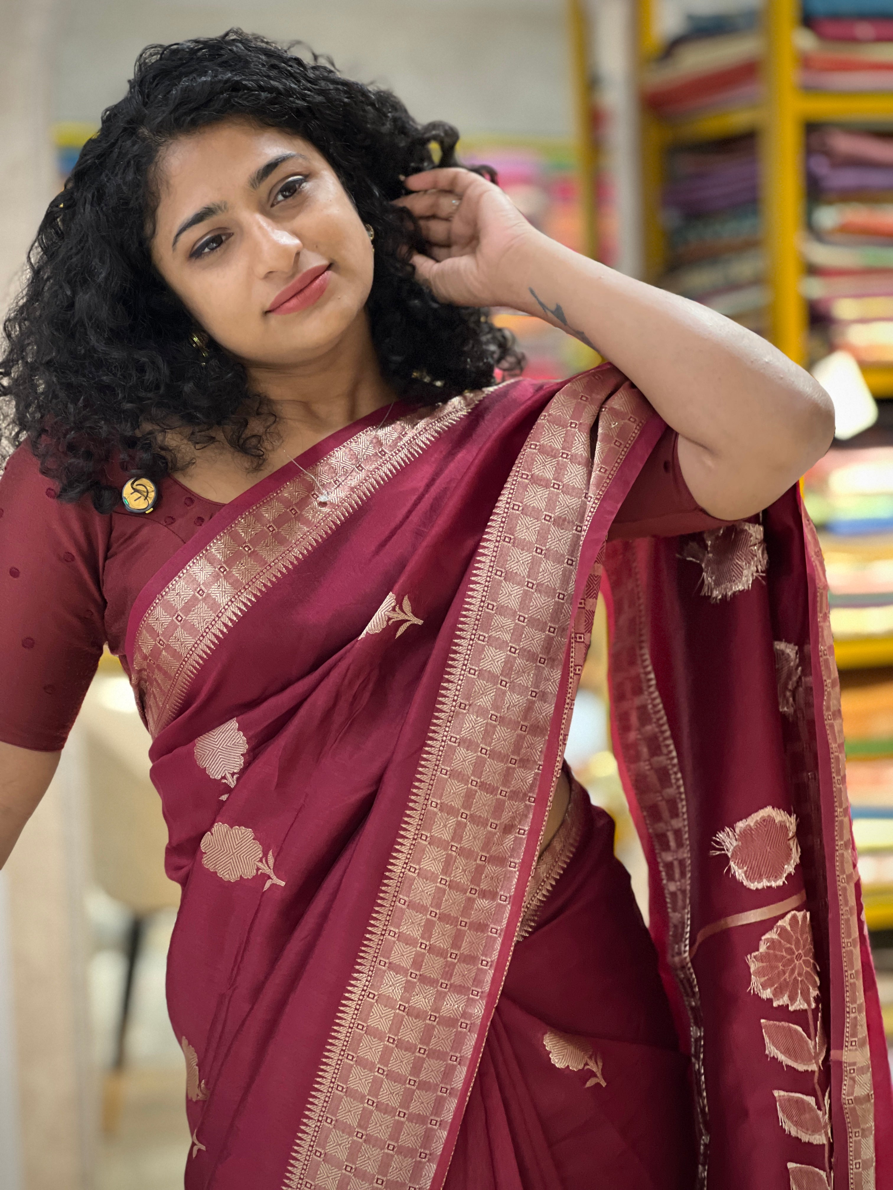 Floral Buta Detailed Chanderi Finish Saree | NN218