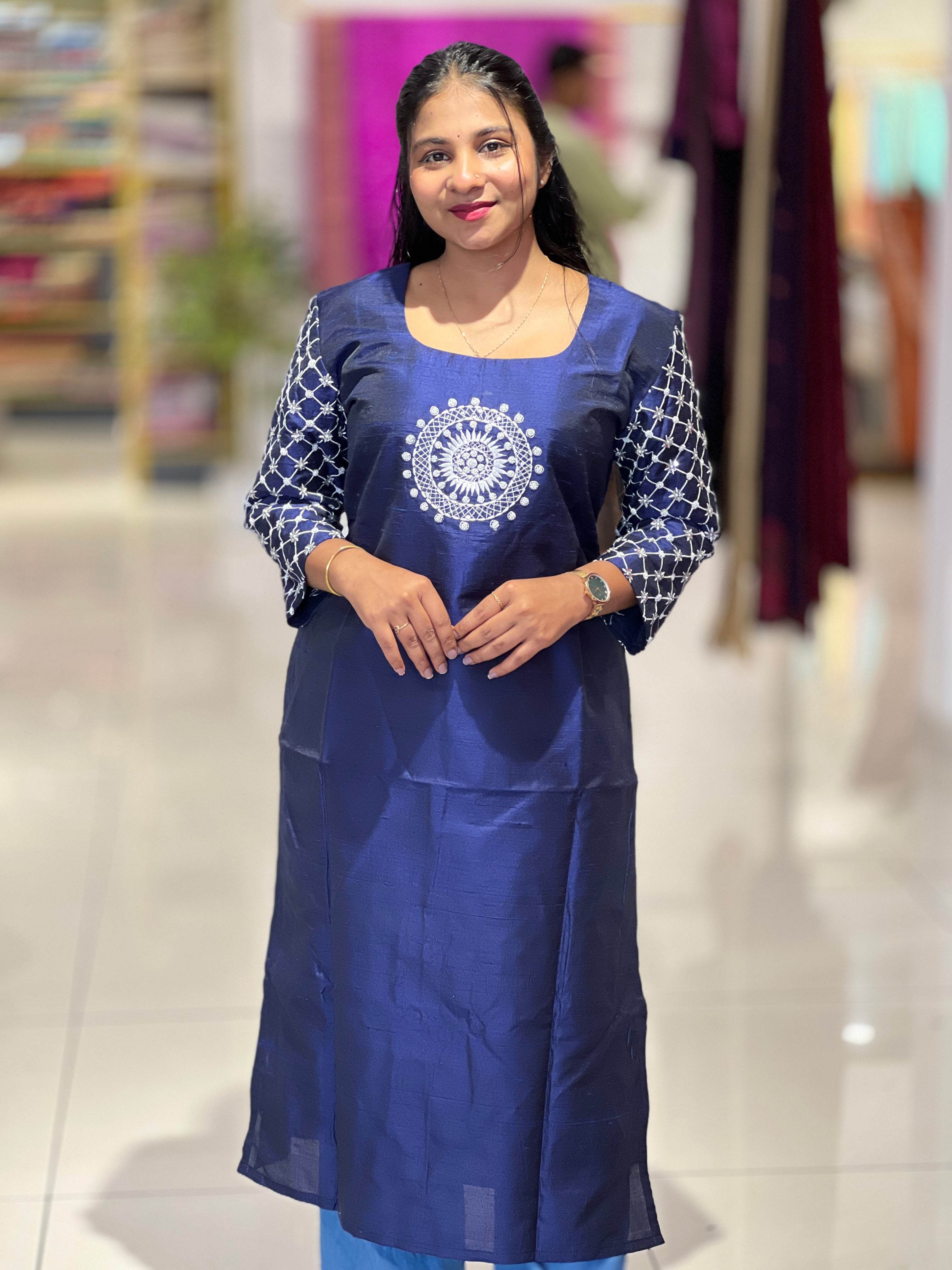 Embroidery Patterned Raw Cotton Kurta | DNT910