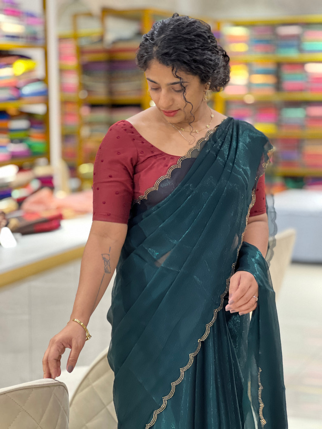 Stone Work Scallop Pattern Shimmer Organza Saree | SBP401