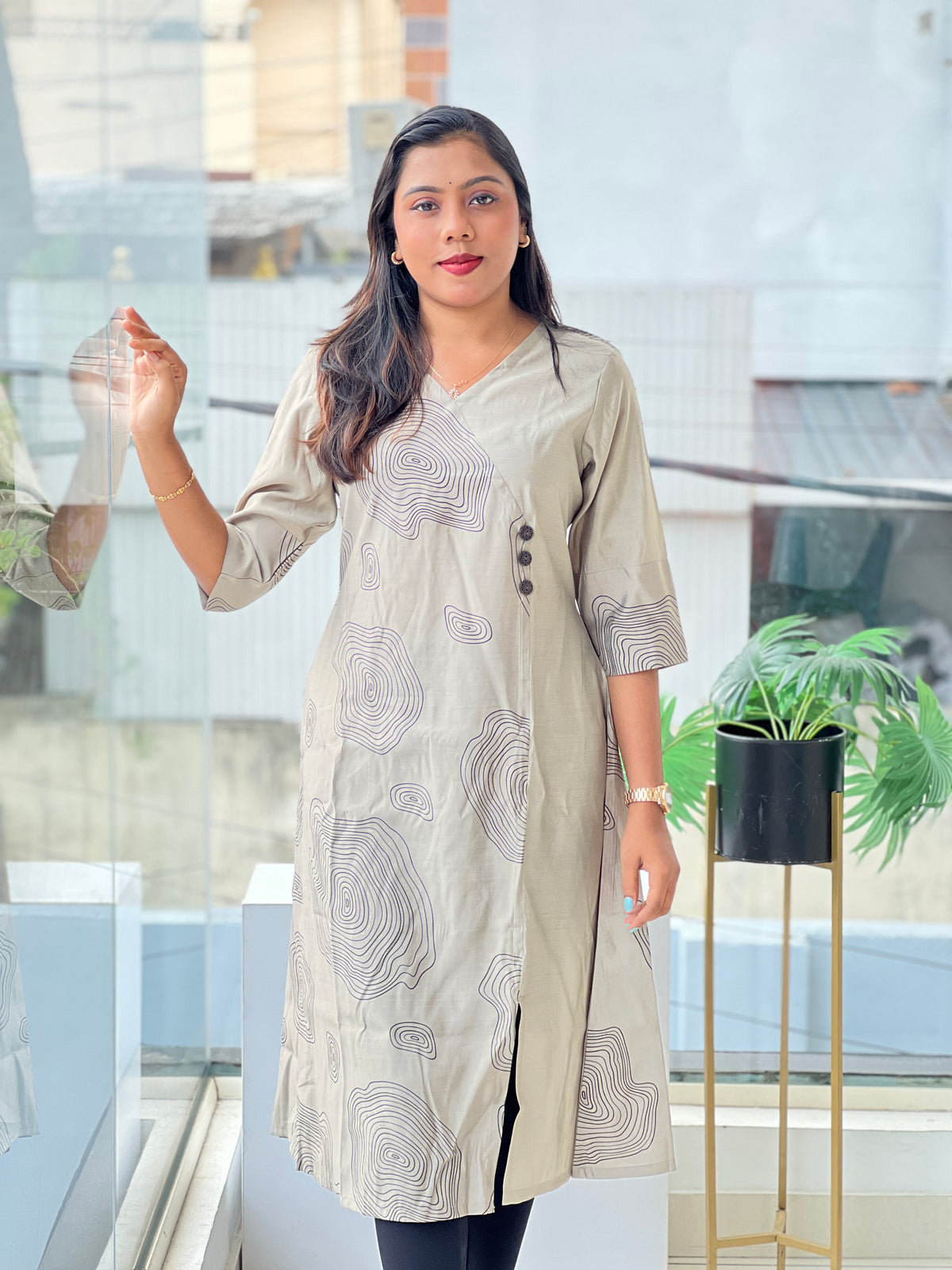 Abstract Pattern Semi Silk Kurta | VS143