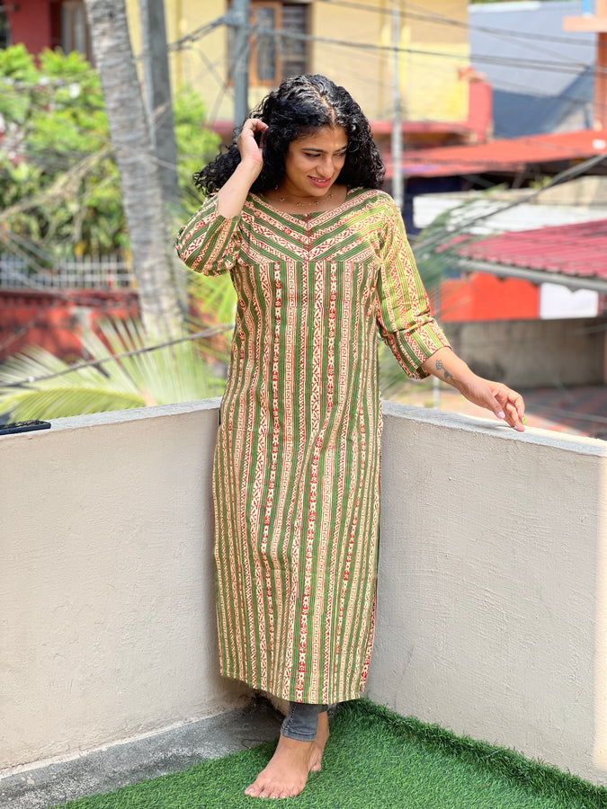 Hand Block Printed Bangru Pure Cotton Kurta | DN550