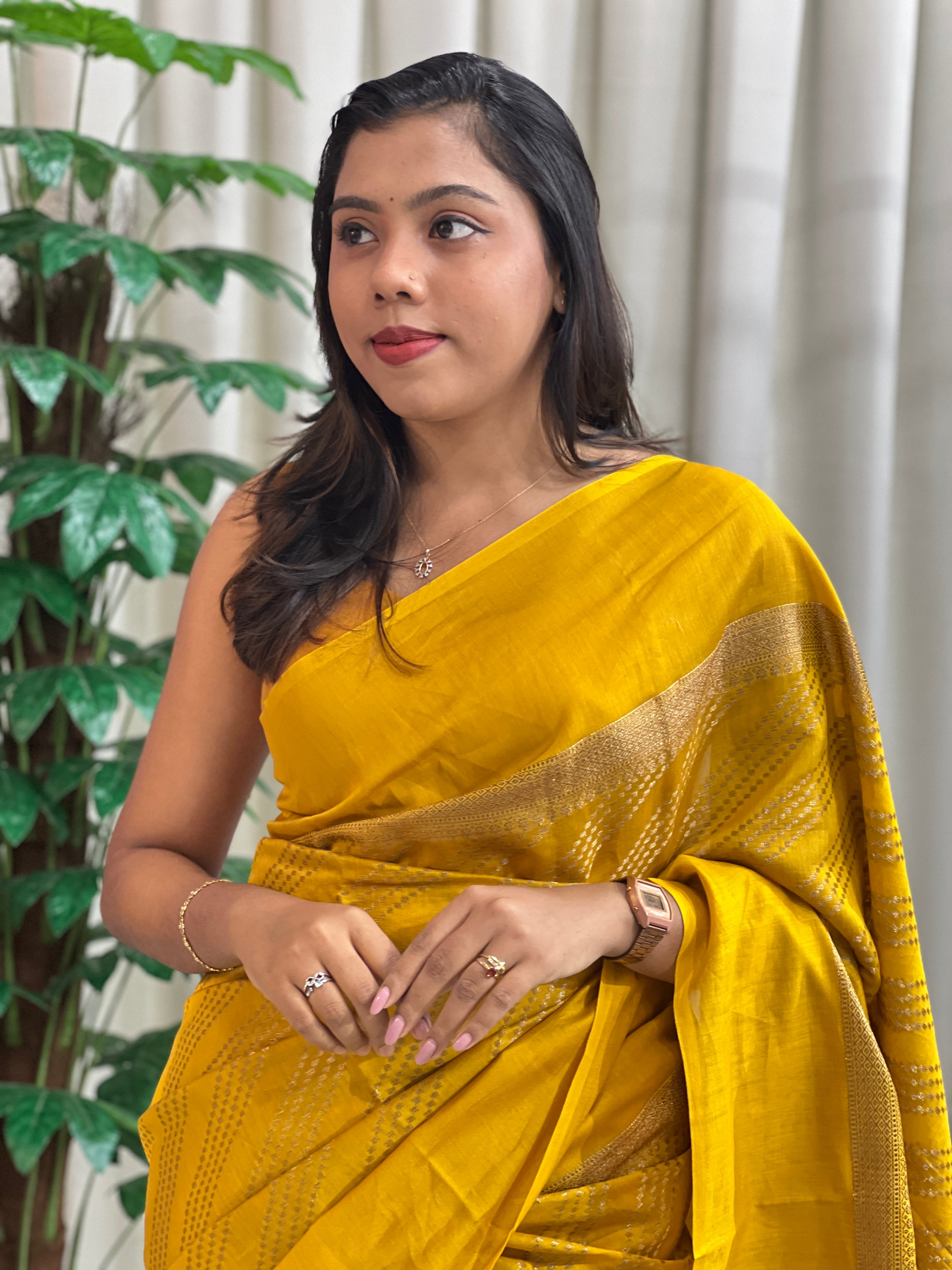 Geometric Pattern Zari Woven Chanderi Saree | YNG1552