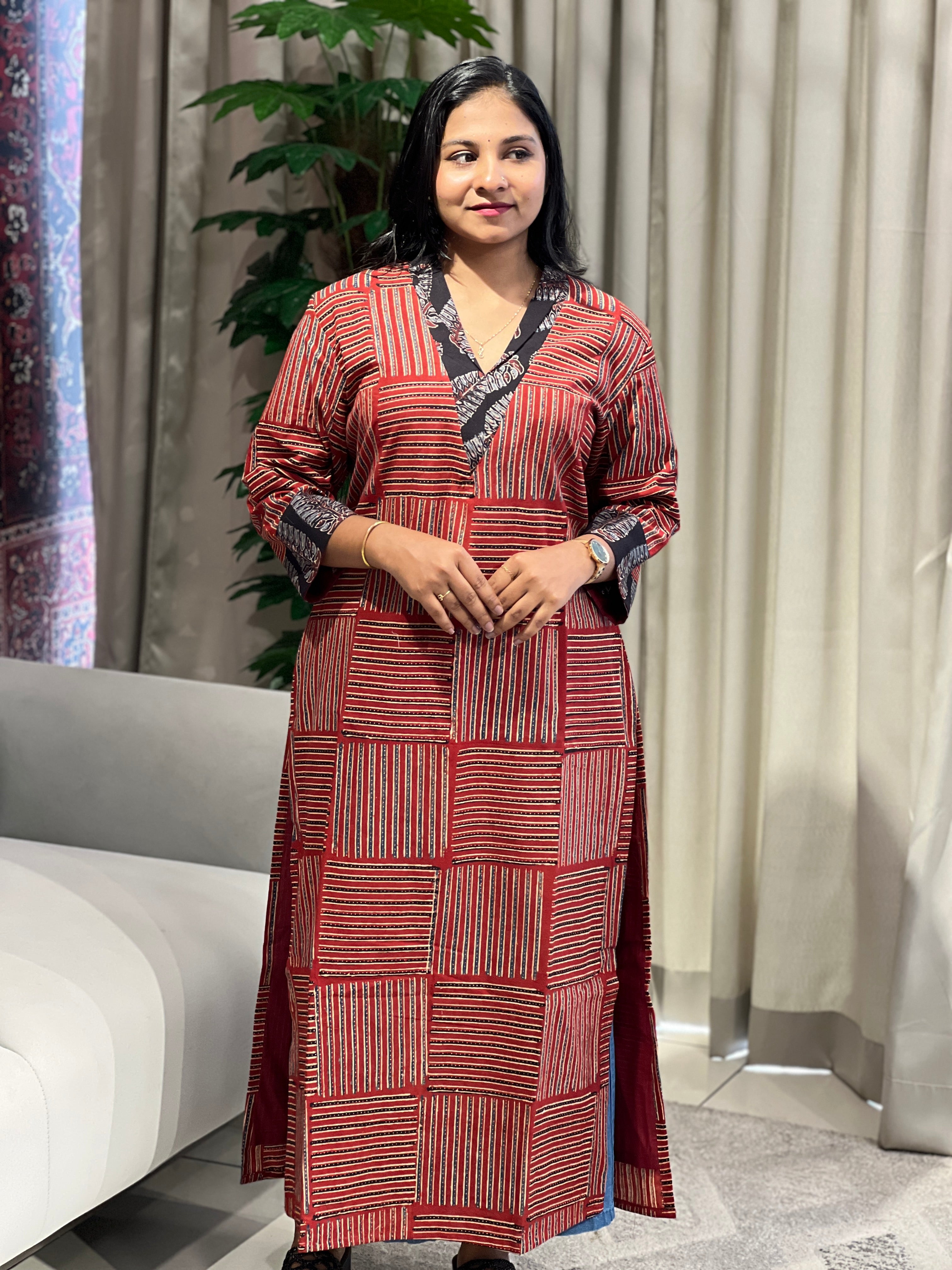 Geometric Pattern Cotton Kurta | DNT884