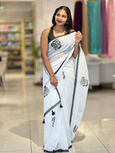 Floral Digital Printed Bhagalpuri Linen Saree | HT211