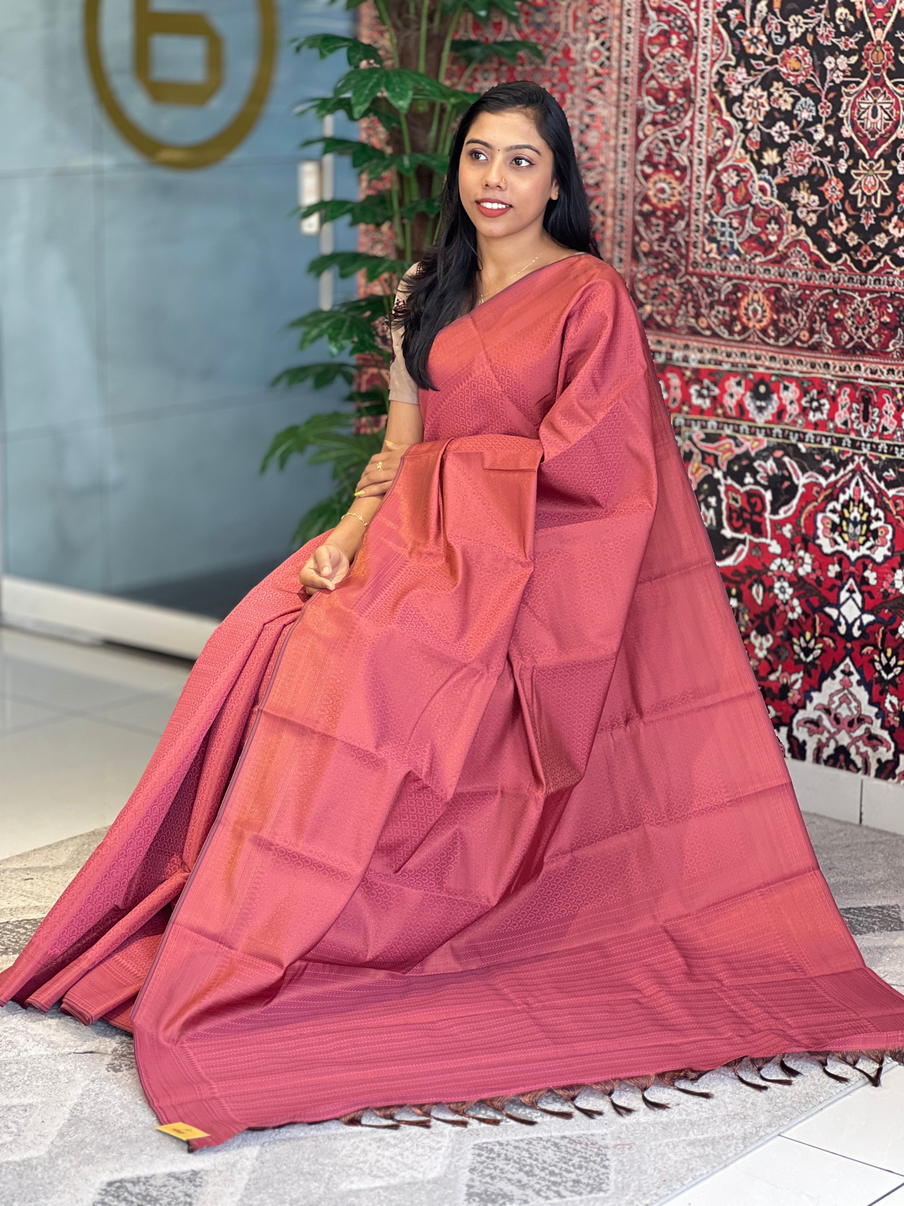 Zari Weaved Geometrical Patterned Semi Silk Saree | KAC214