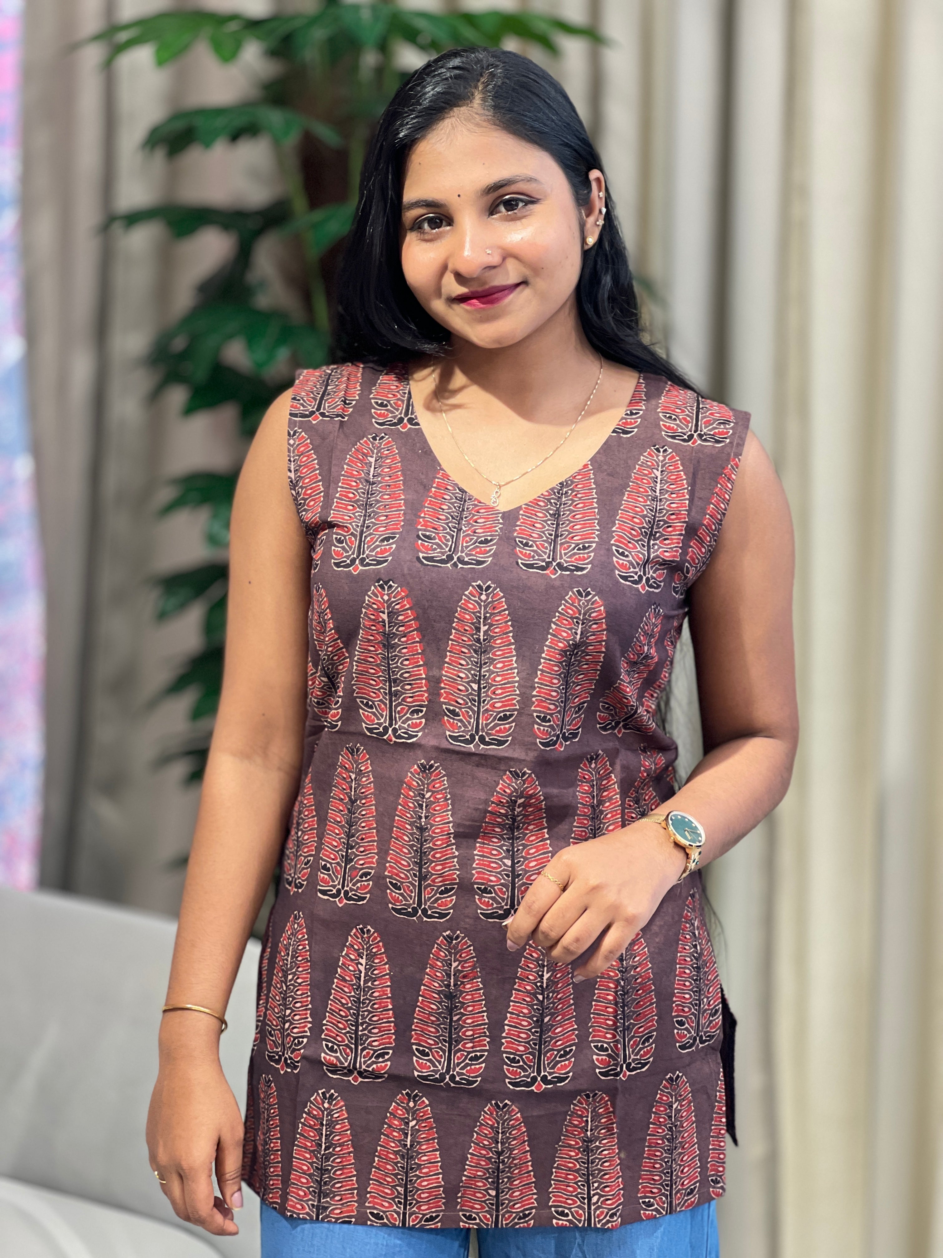 Print Detailed Cotton Short Kurta | DNT906