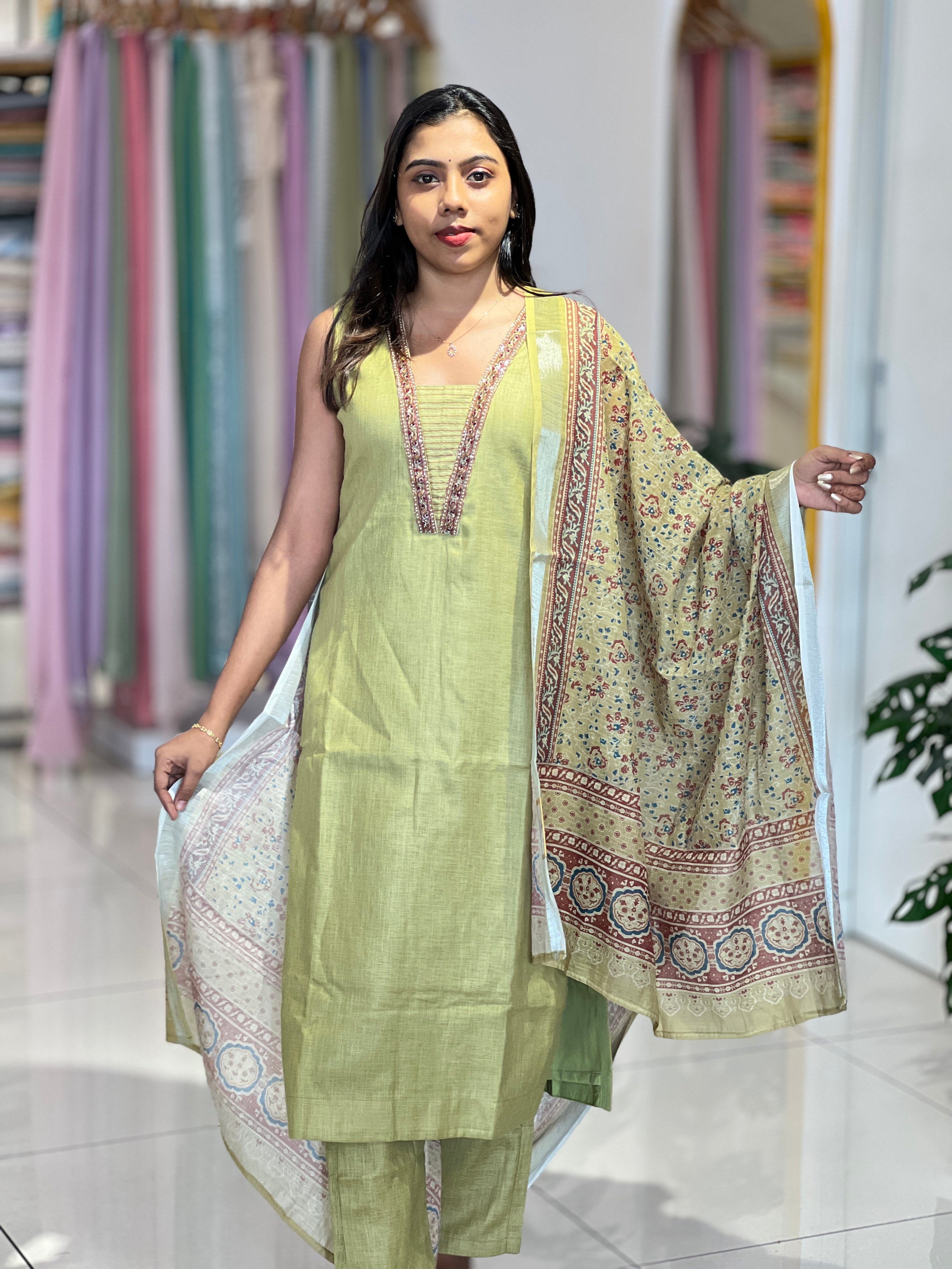 Hand Work Detailed Linen Cotton Kurta Set |NAI217