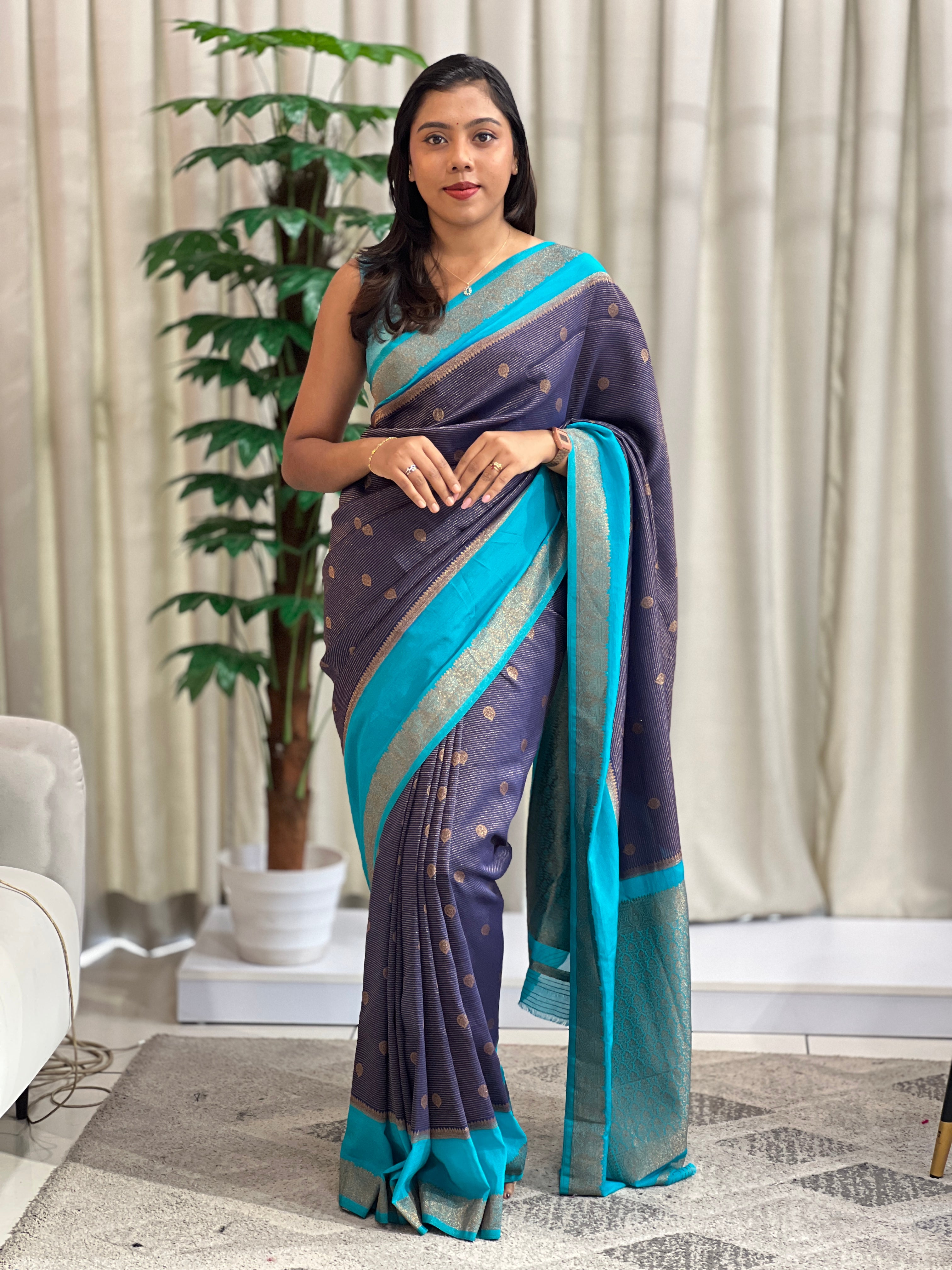 Antique Gold Zari Buta Woven Georgette Saree | RS109