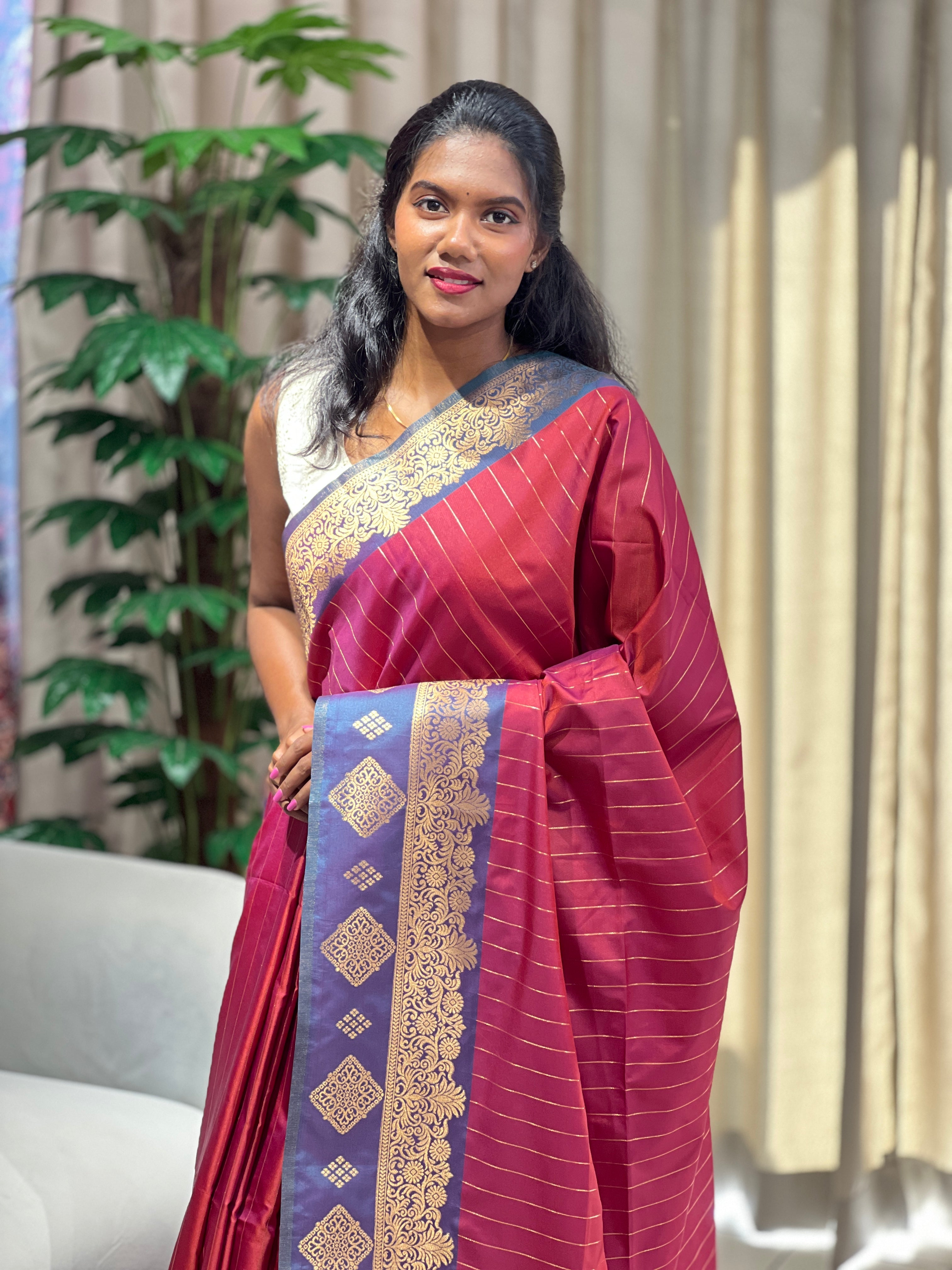 Traditional Zari Woven Semi Silk Saree | HT333