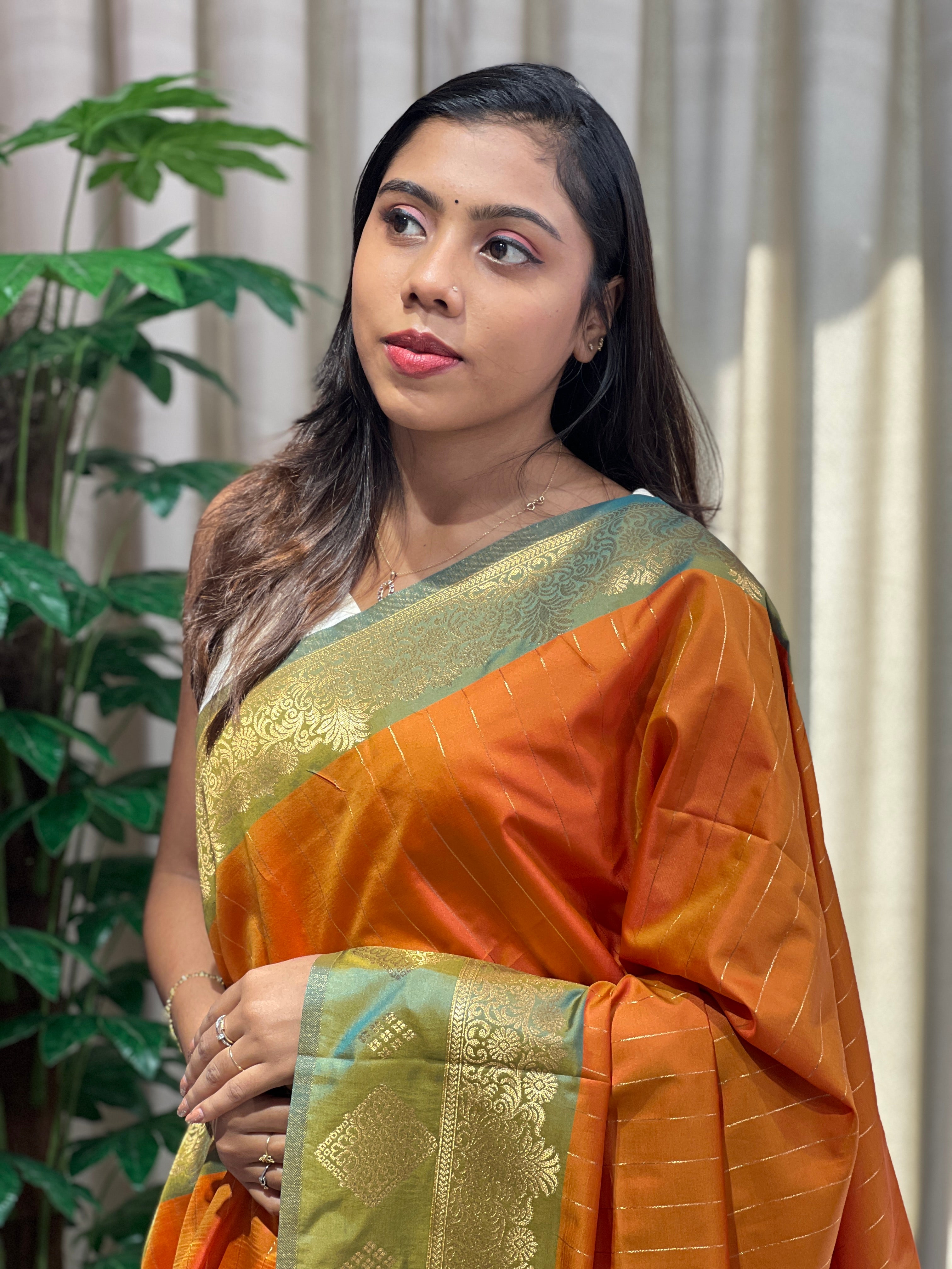 Traditional Zari Woven Semi Silk Saree | HT325