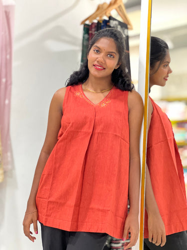 Emboridery Detailing Cotton Short Kurta | DIL130