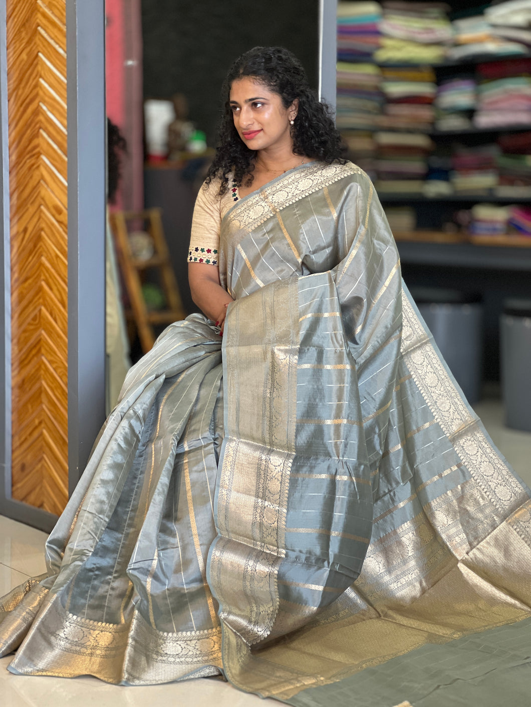 Hand Loom Pure Banarasi Saree | BHH144