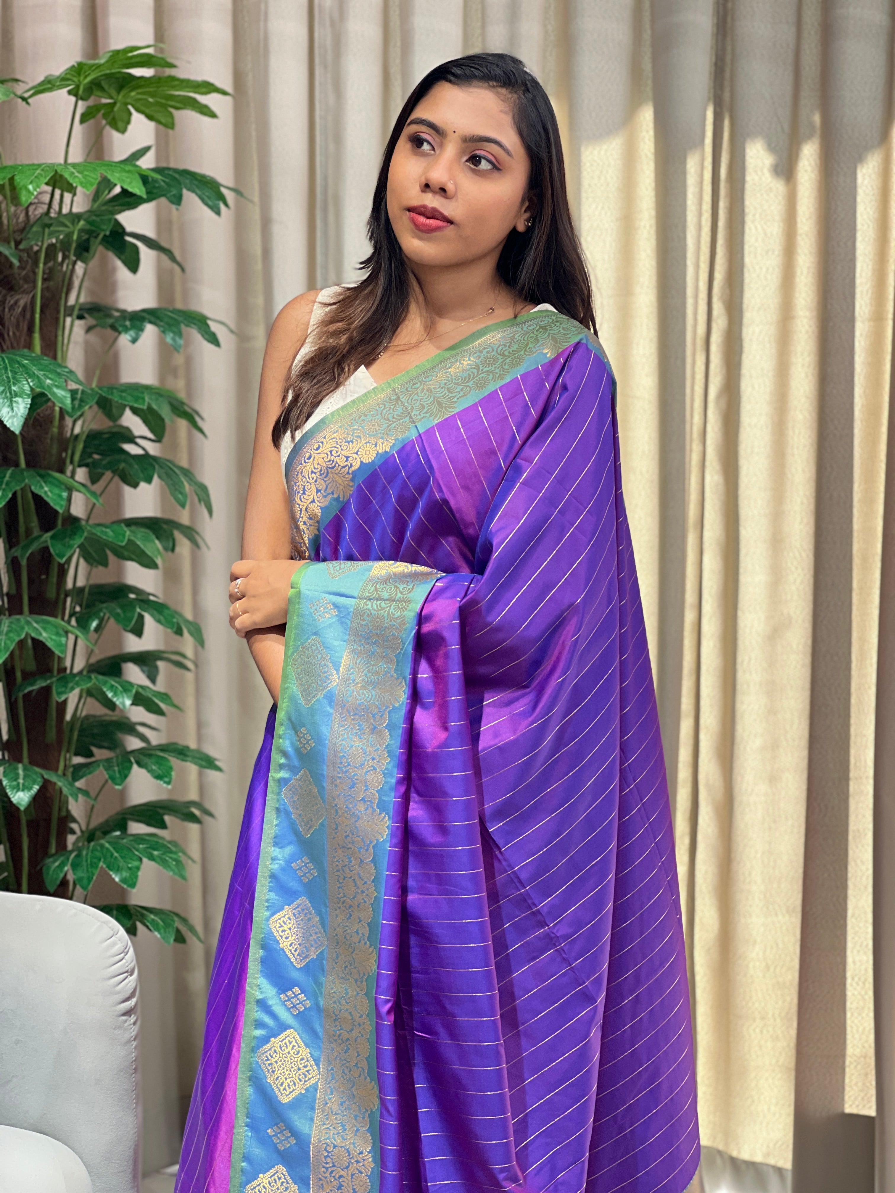 Traditional Zari Woven Semi Silk Saree | HT316