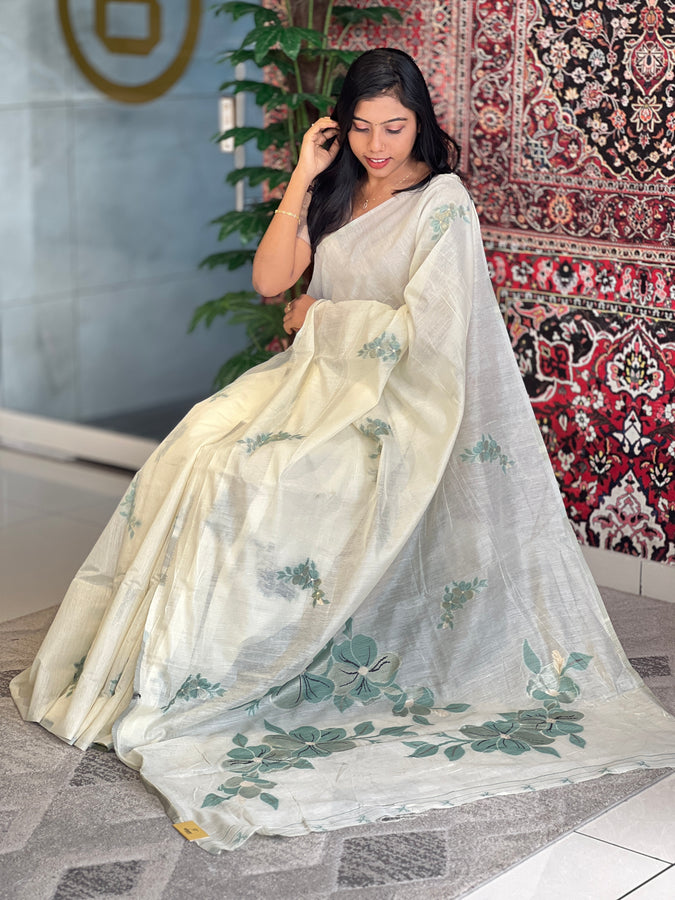 Floral Weaving With Zari Detailed Traditional Jamdani Saree | KAC196