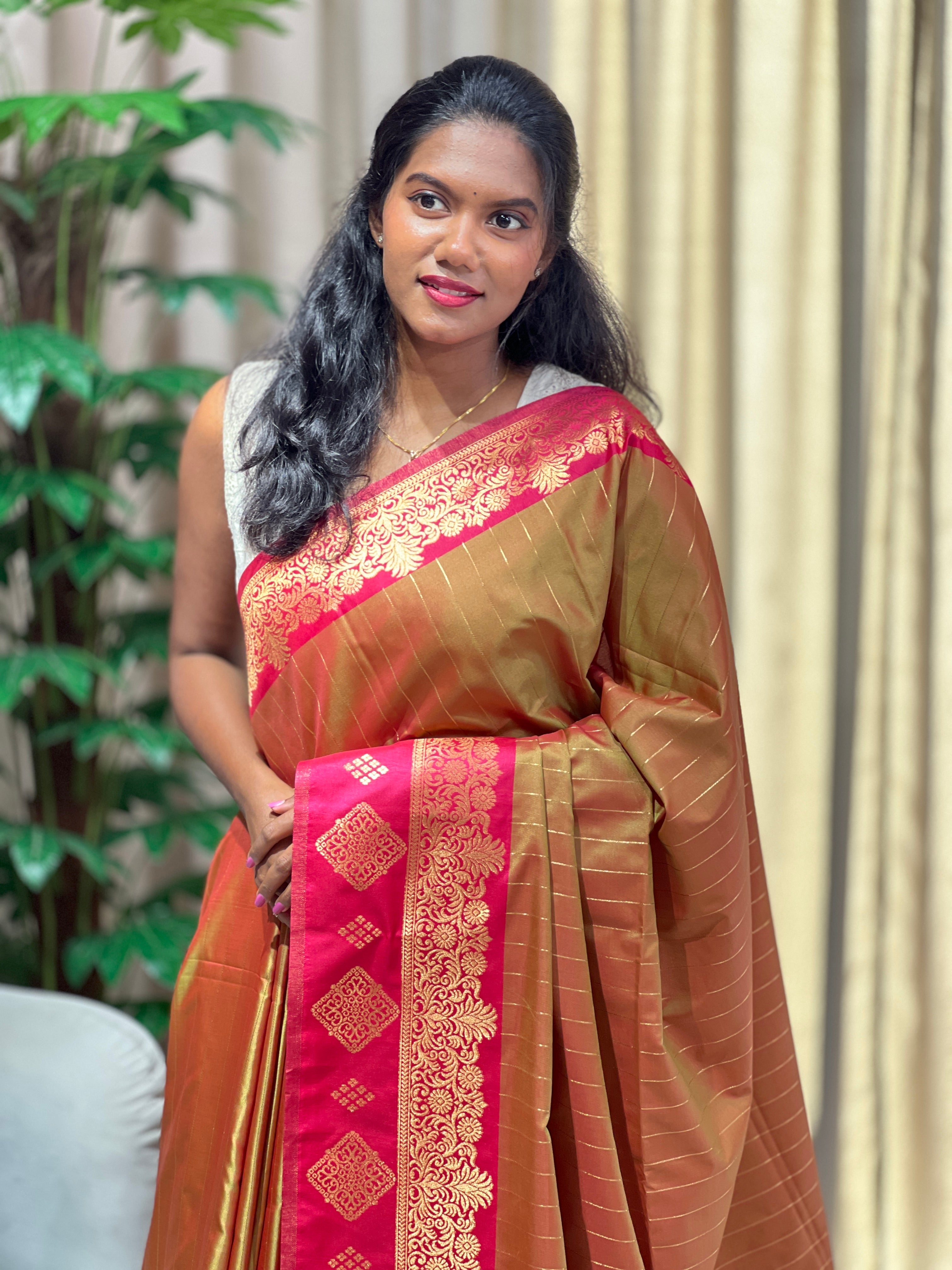 Traditional Zari Woven Semi Silk Saree | HT338