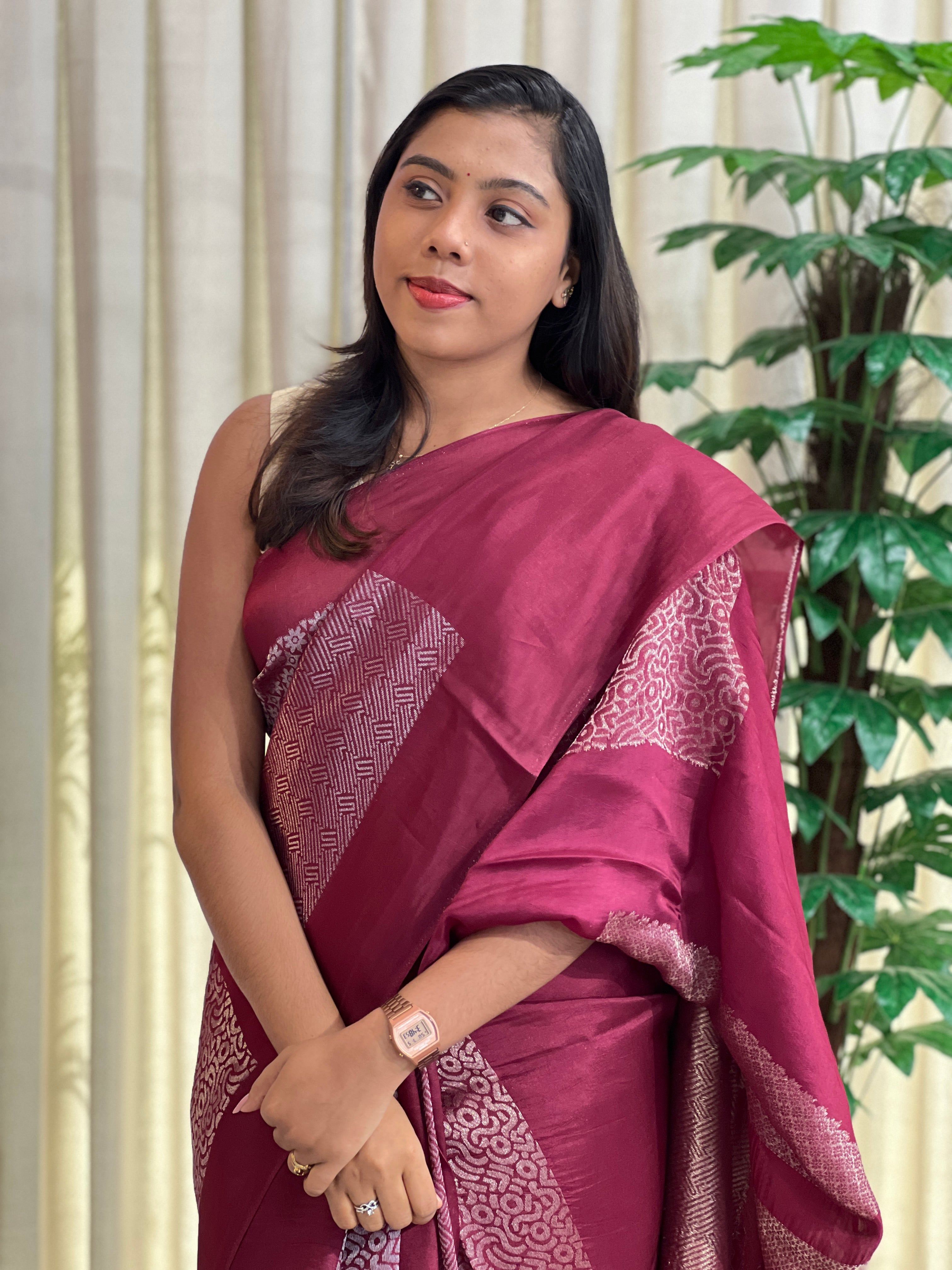 Geometric Woven Pattern Semi Tussar Saree | RS146