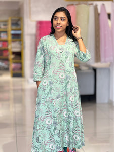 Floral Printed Pattern  Cotton Kurta  | DIL126