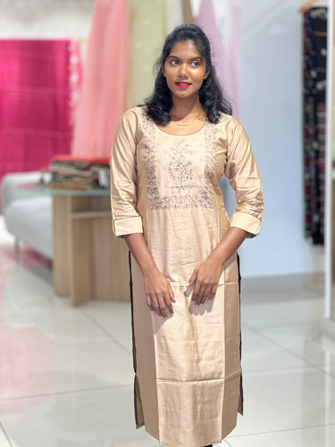Yoke Machine Embroidery Pattern Rayon Finish Kurta | YAS153