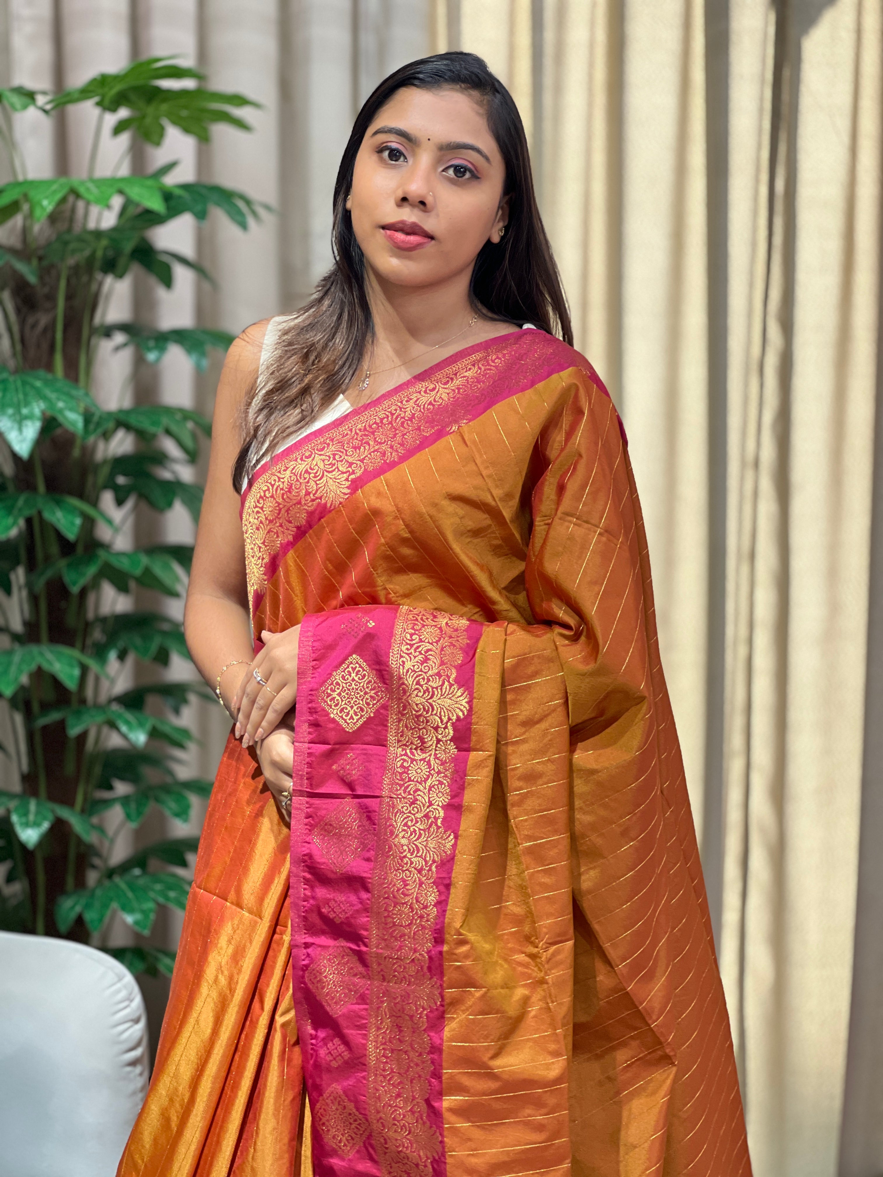 Traditional Zari Woven Semi Silk Saree | HT334