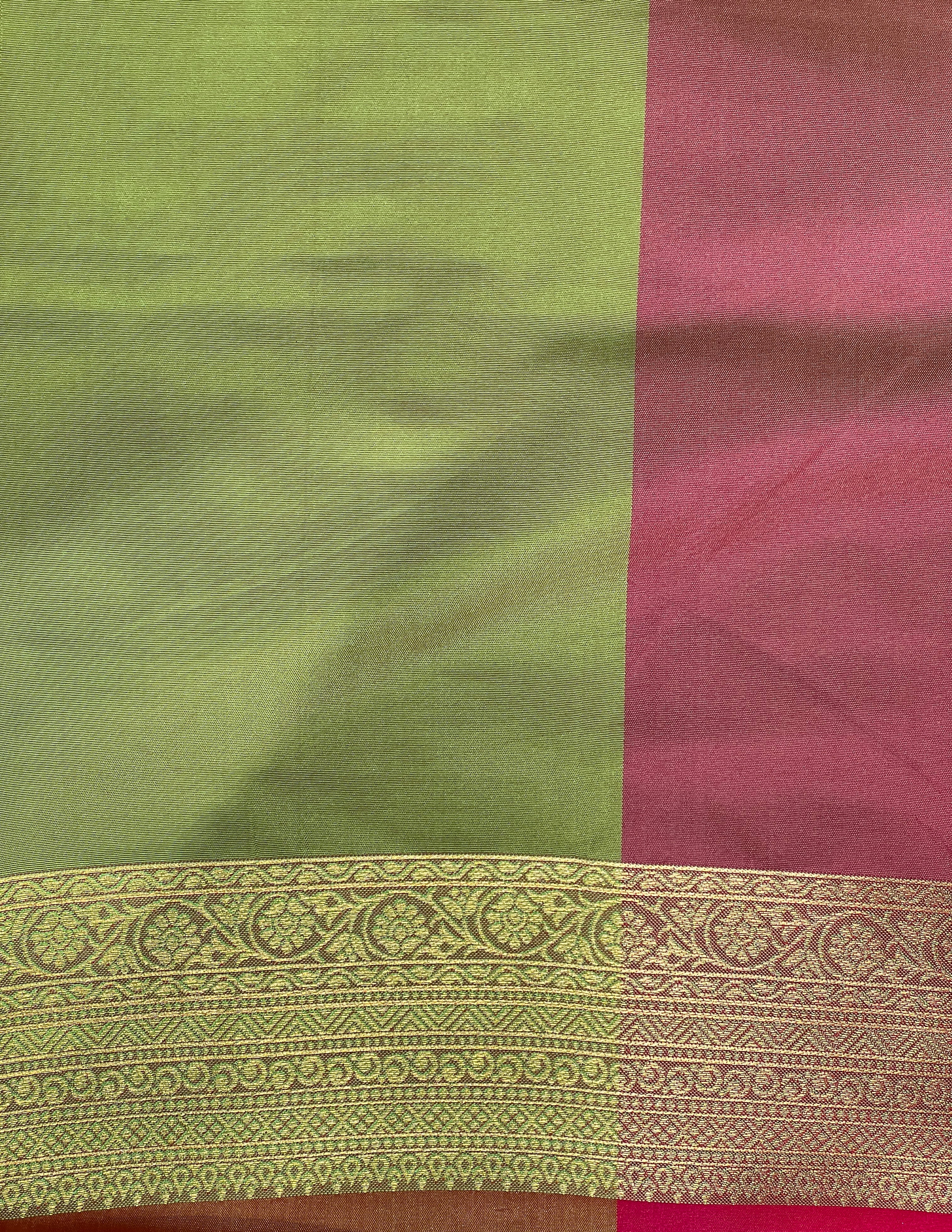 Traditional Zari Woven Semi Silk Saree | HT331