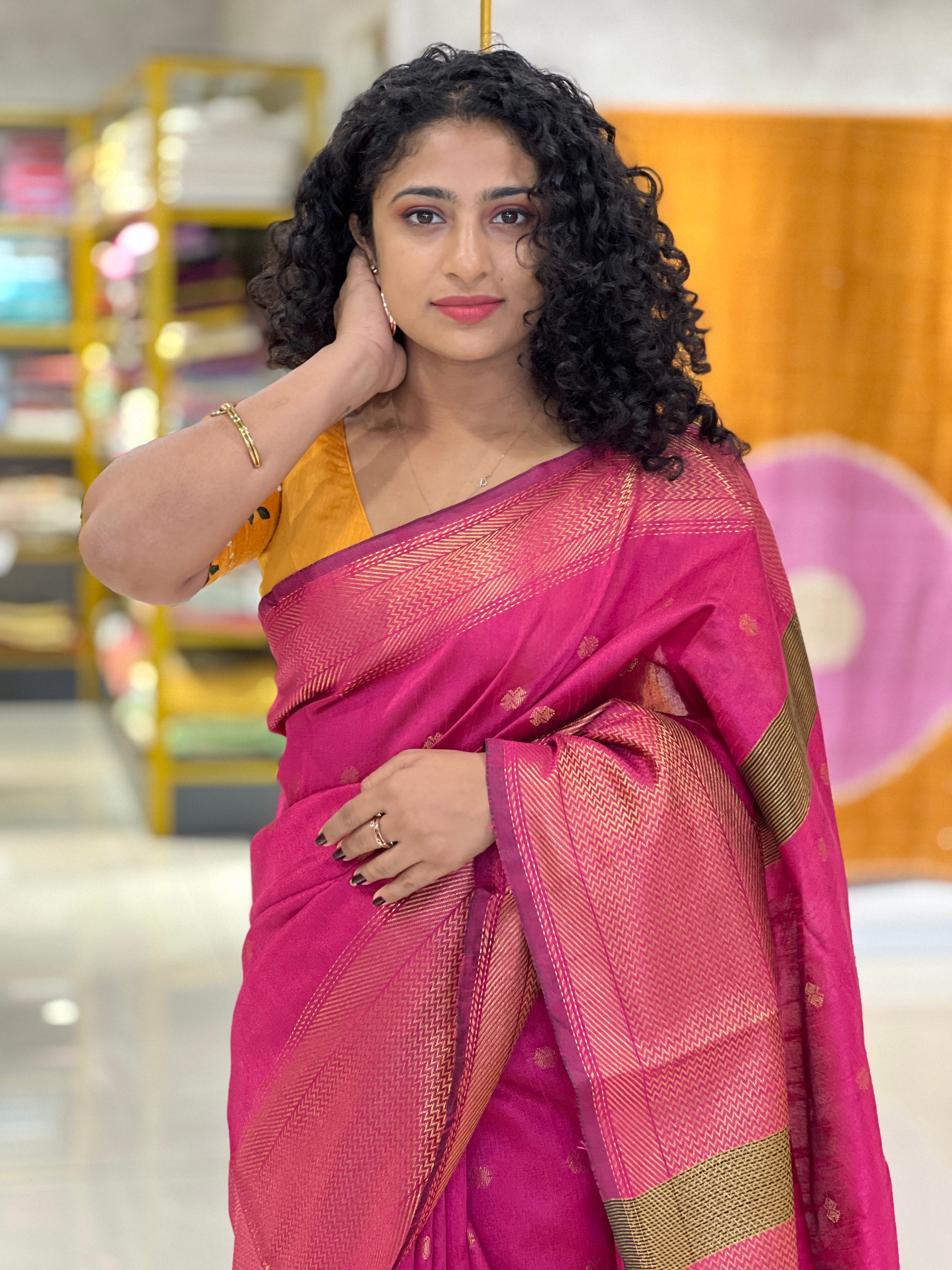 Zari Weaved RawSilk Saree | NHH331