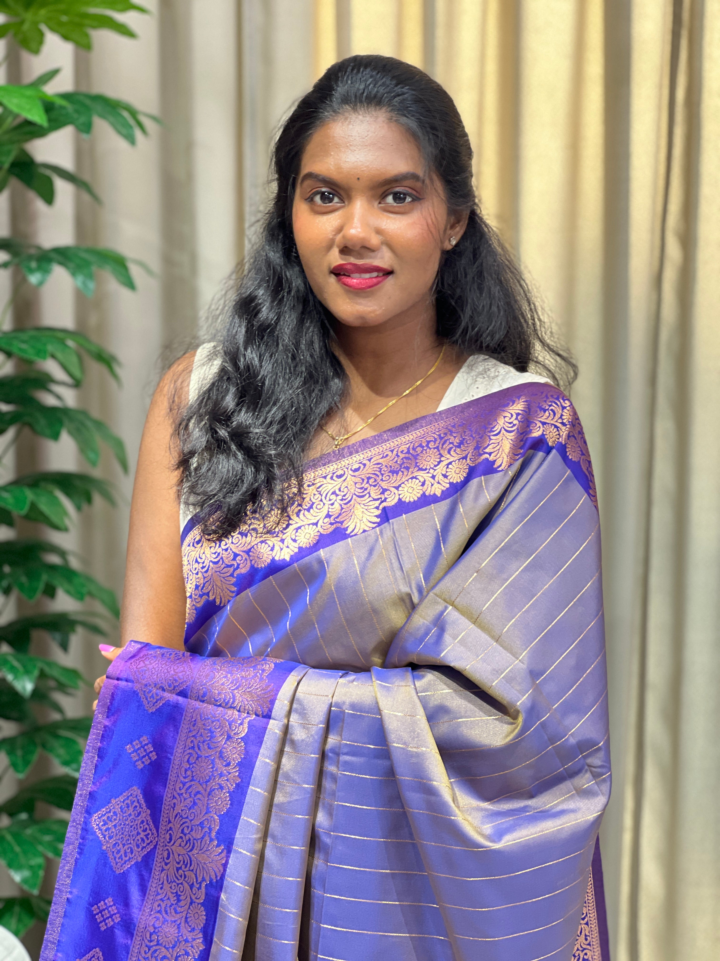 Traditional Zari Woven Semi Silk Saree | HT339