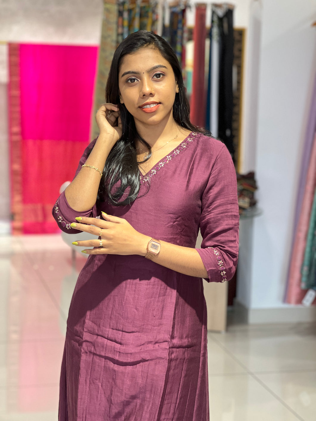 Floral Hand Embroidery Detailed Chanderi Kurta Top & Bottom | EC111