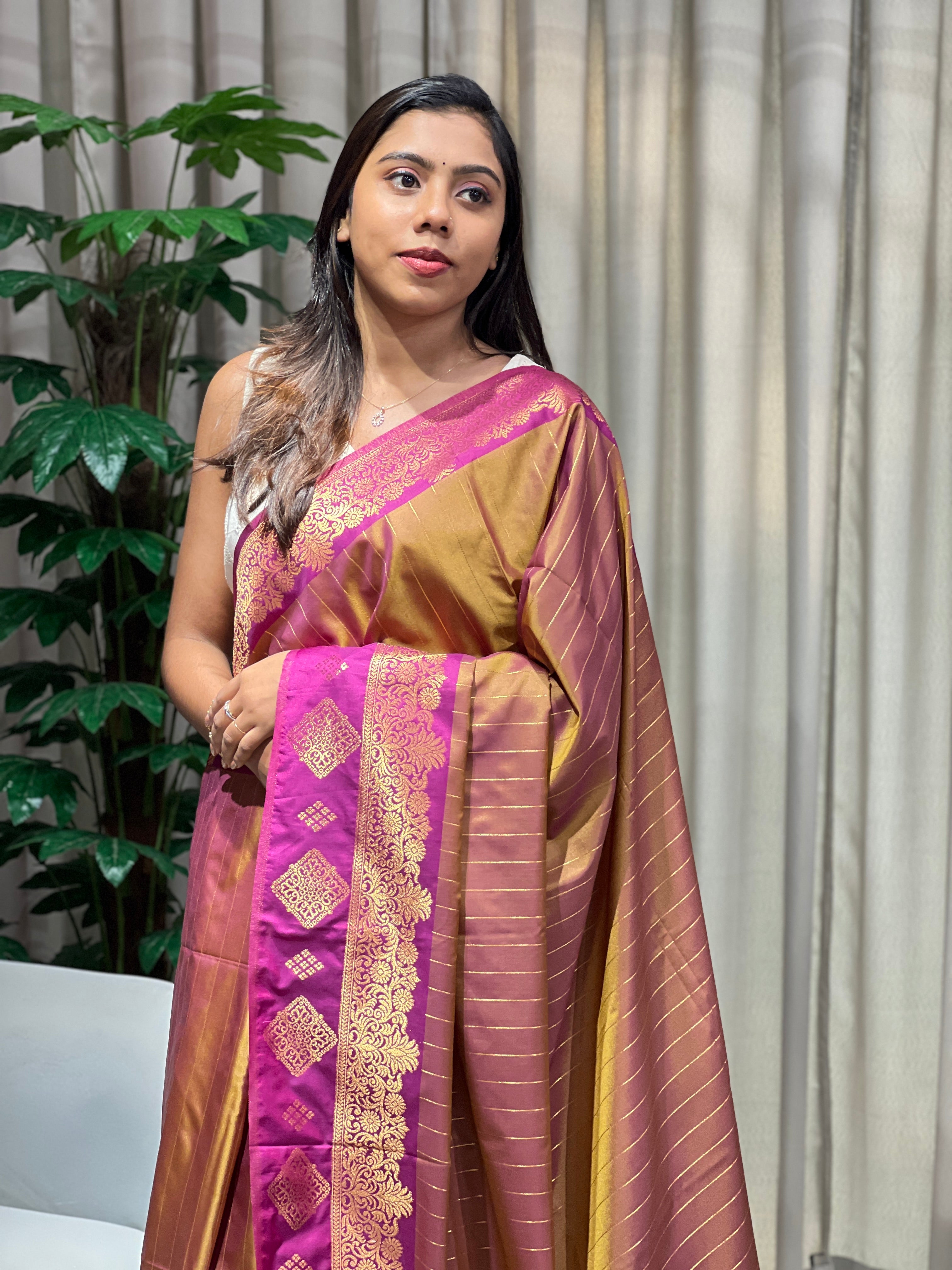 Traditional Zari Woven Semi Silk Saree | HT330