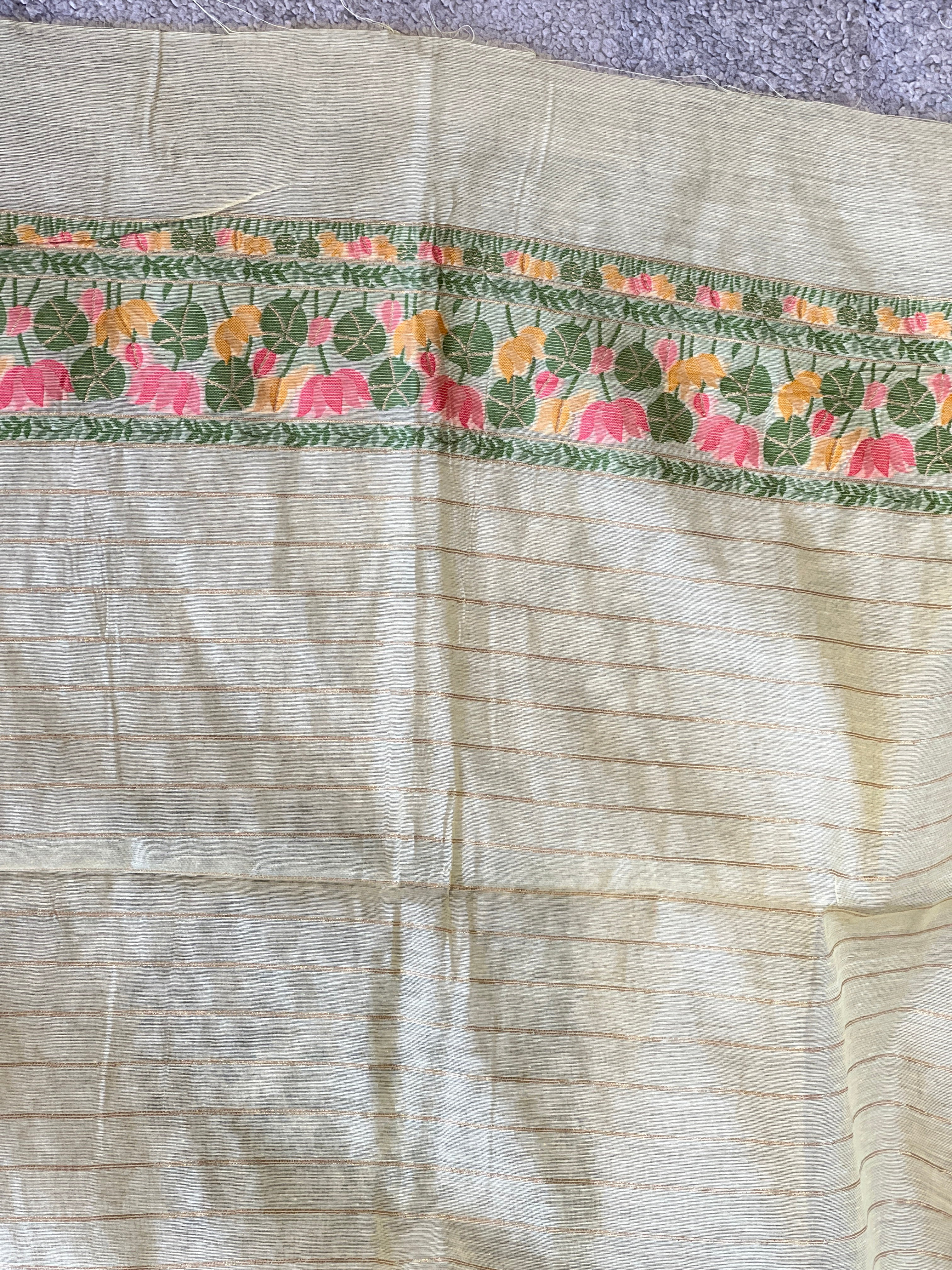Jamdani Weaved Lotus Detailed Bagalpuri Linen Saree | SSN211