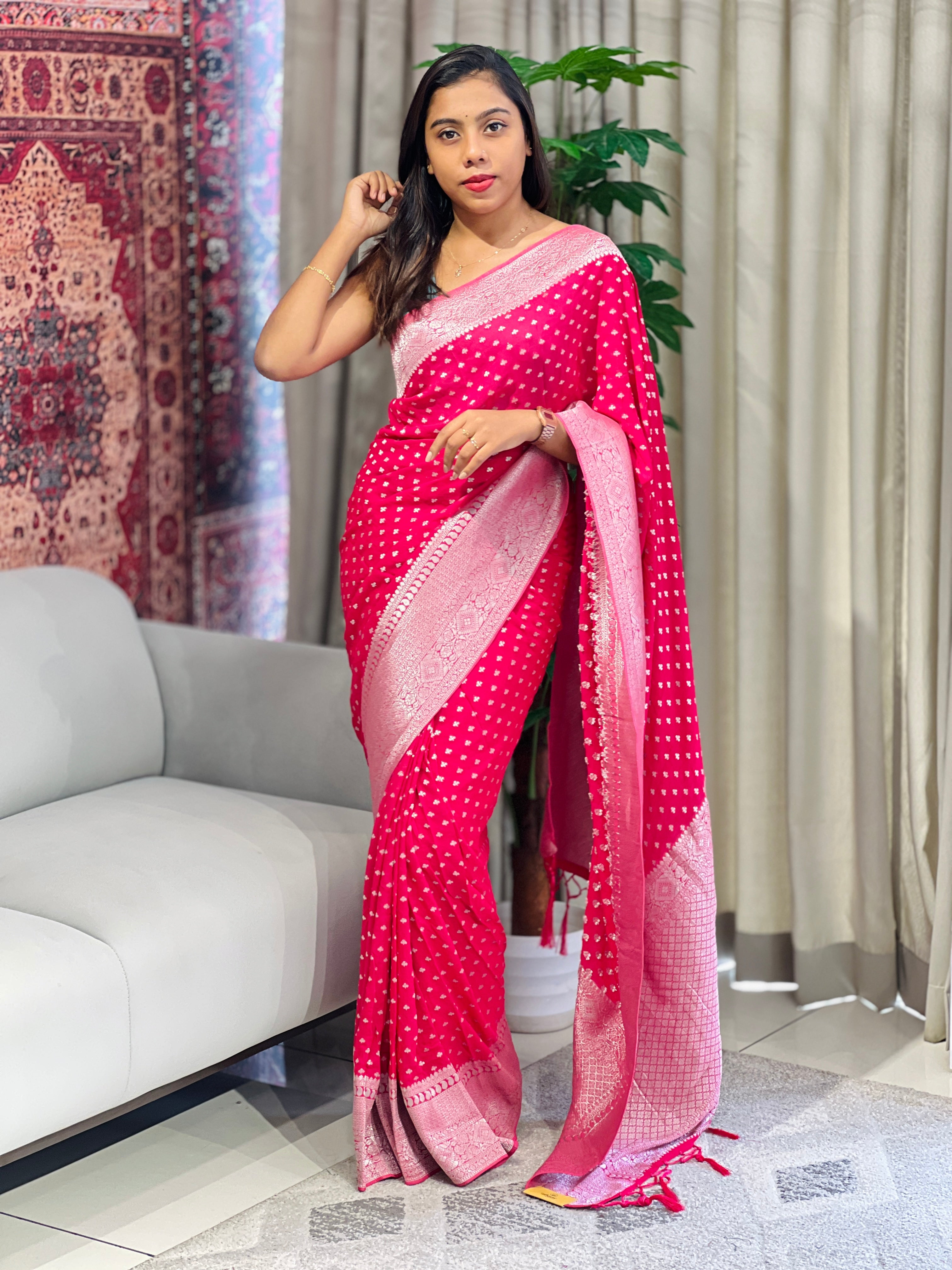 Silver Zari Woven Georgette Banarasi Saree | BYT102