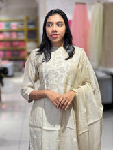 Jamdani Weaved Chanderi Finish Kurta Set | DIL141