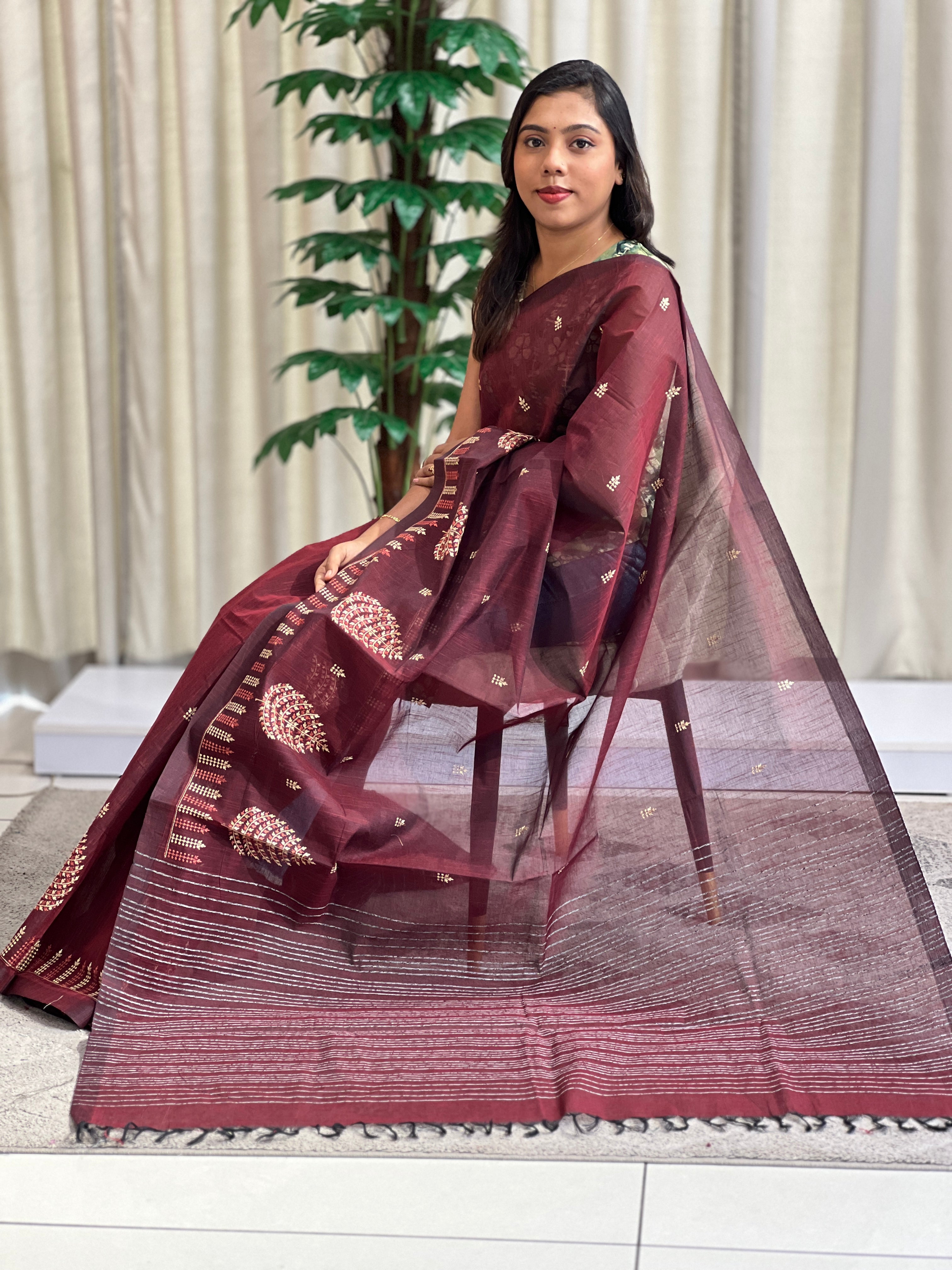 Machine Embroidered Cotton Saree | RVS116