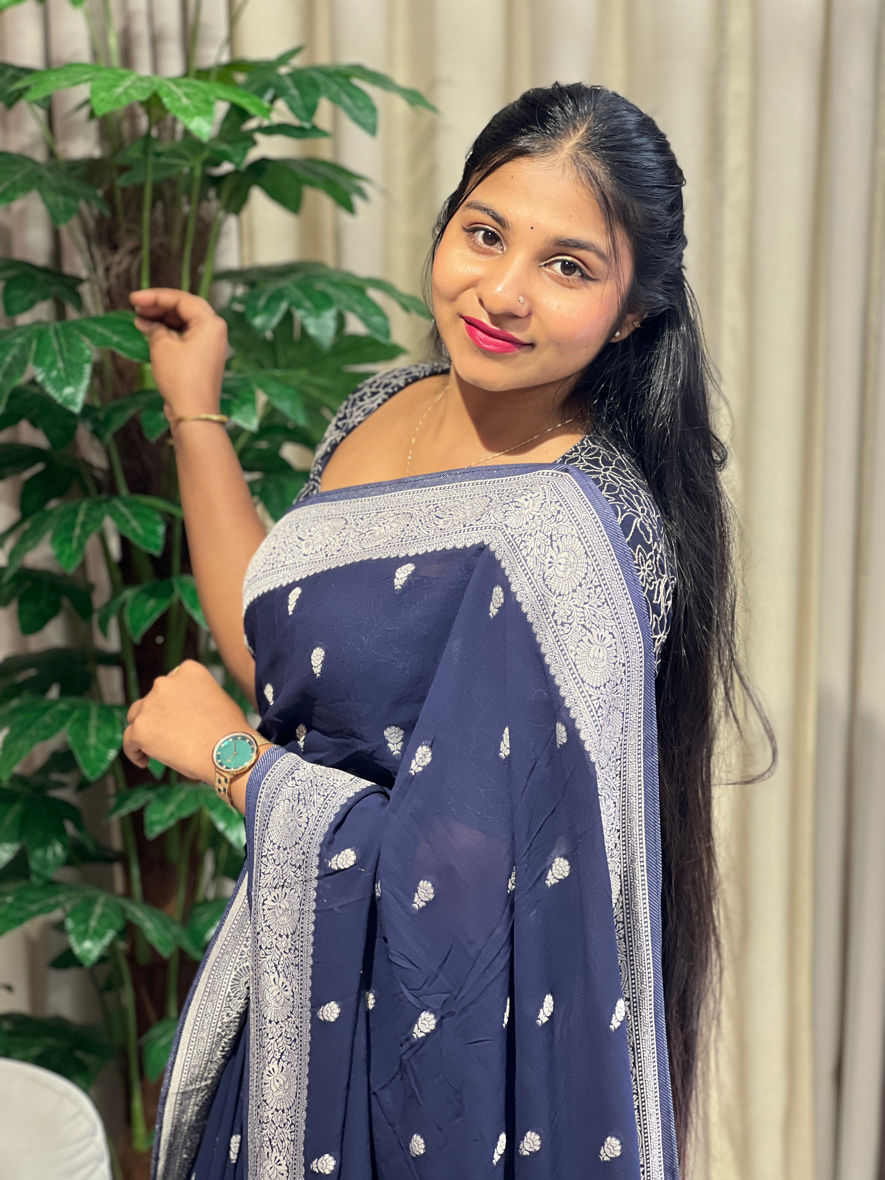 Silver Zari Woven Georgette Banarasi Saree | BYT106