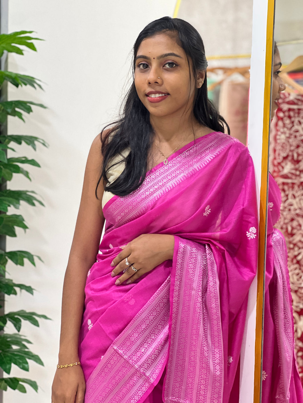 Floral Embroidery Bhagalpuri Linen Saree | NHH453